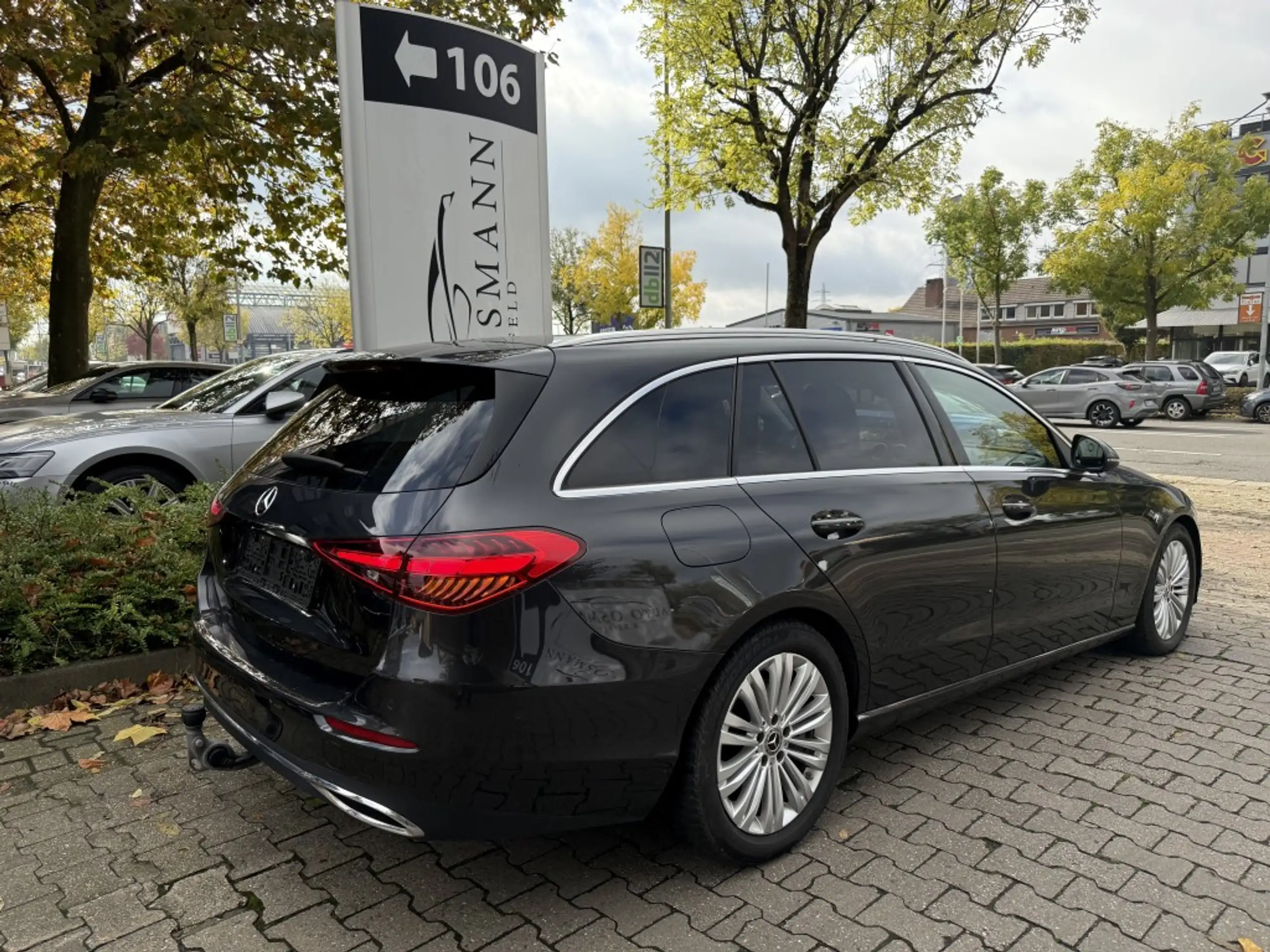 Mercedes-Benz - C 220