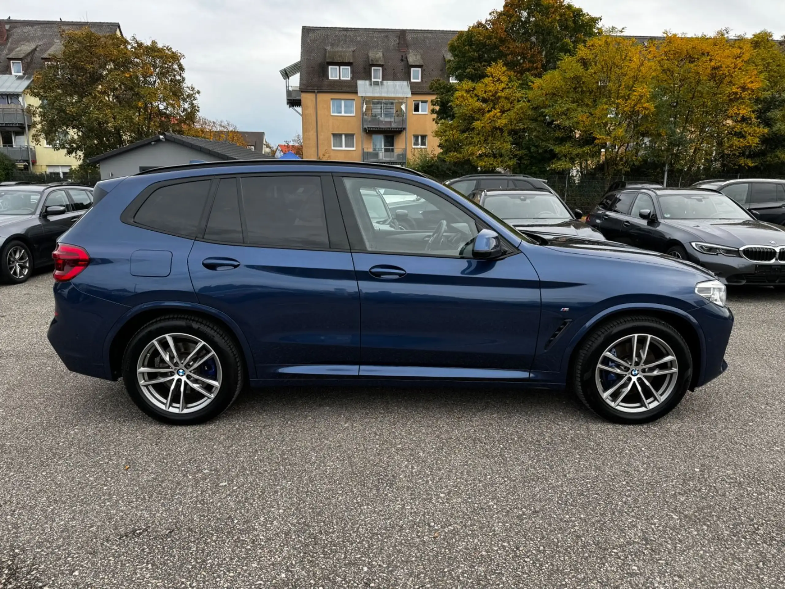 BMW - X3