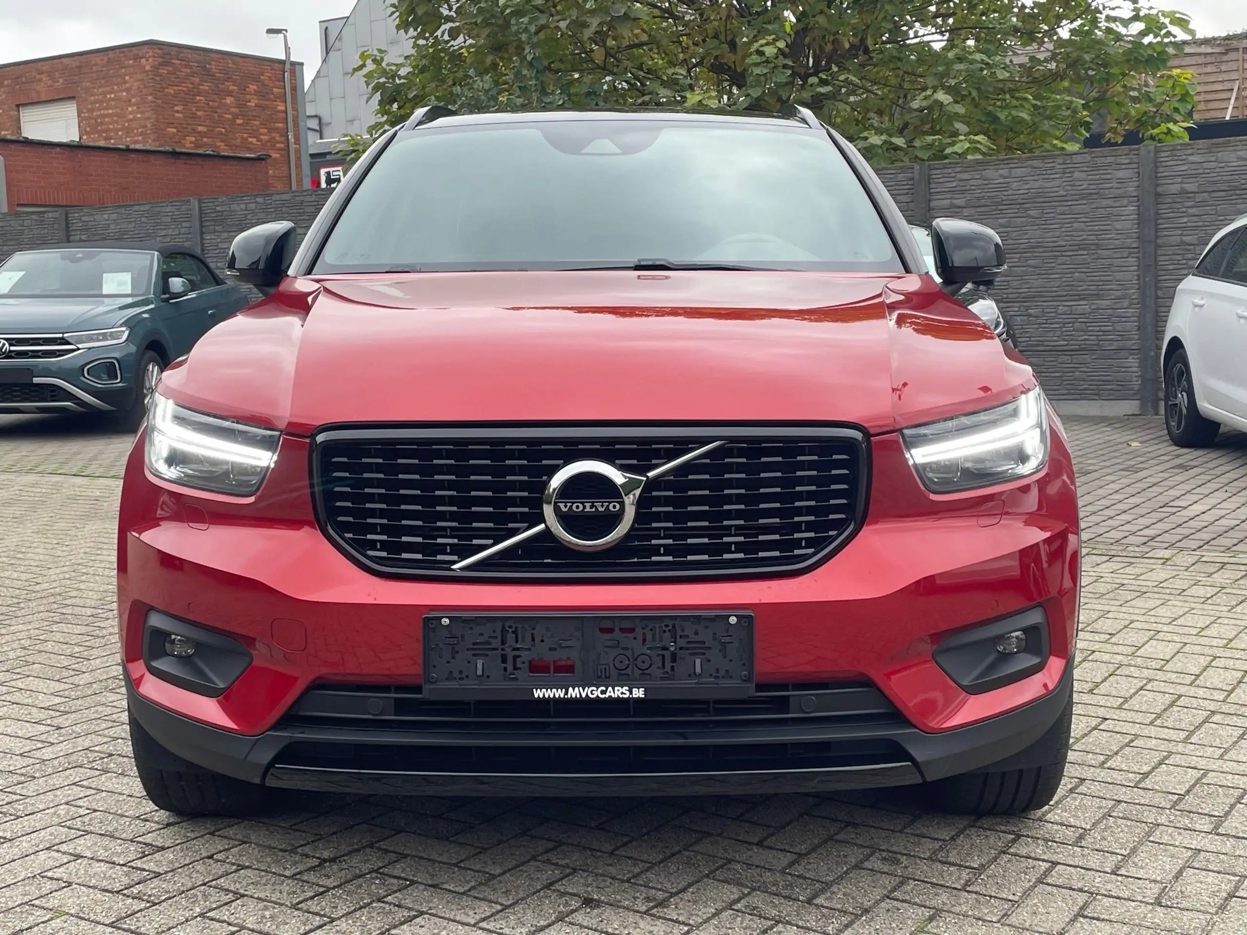 Volvo - XC40