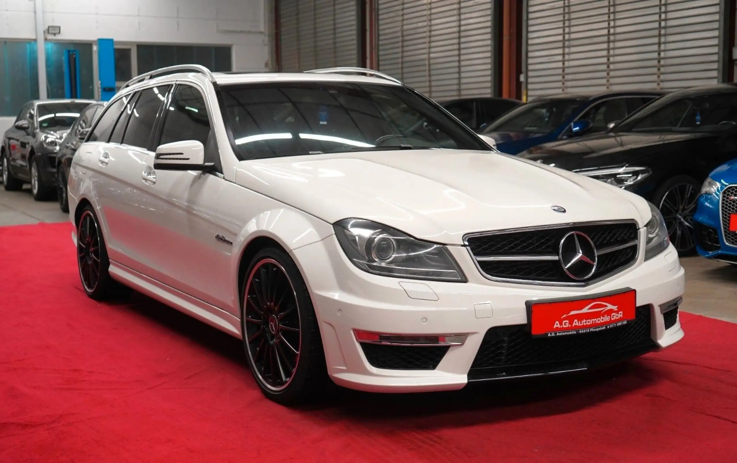 Mercedes-Benz - C 63 AMG