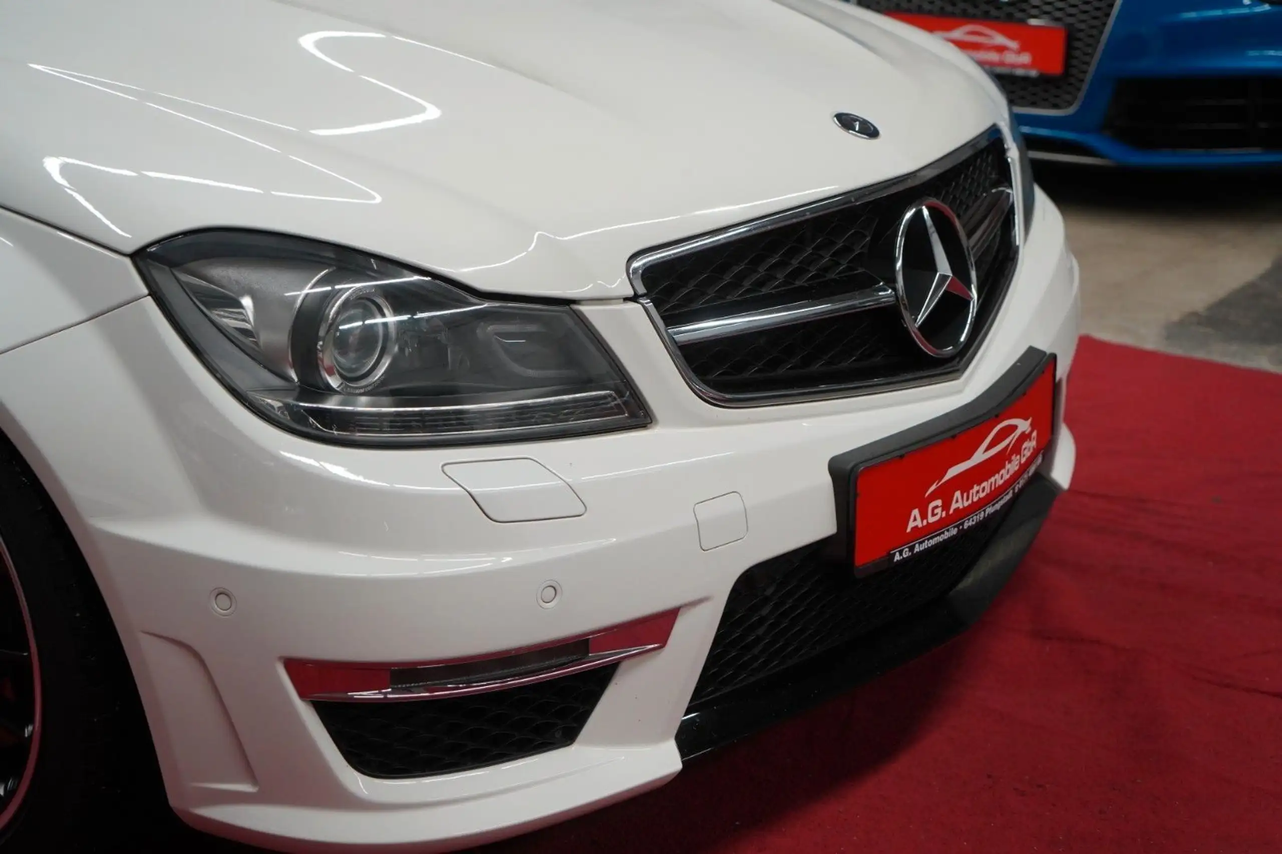 Mercedes-Benz - C 63 AMG