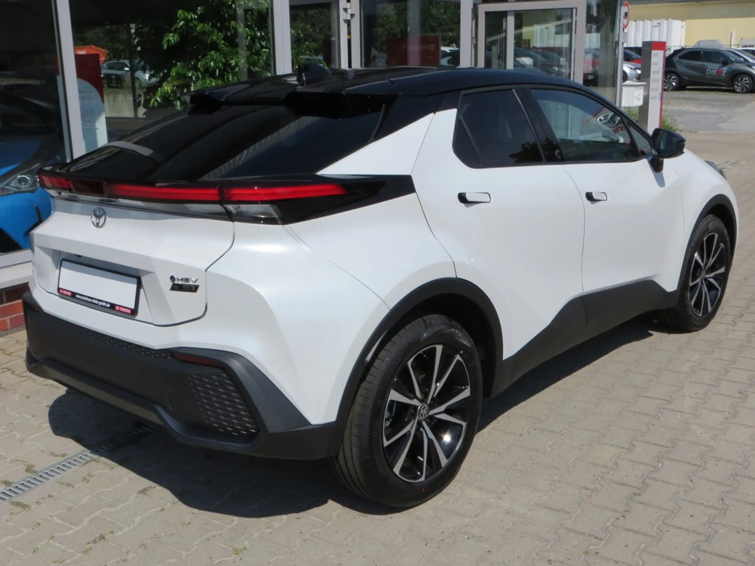 Toyota - C-HR