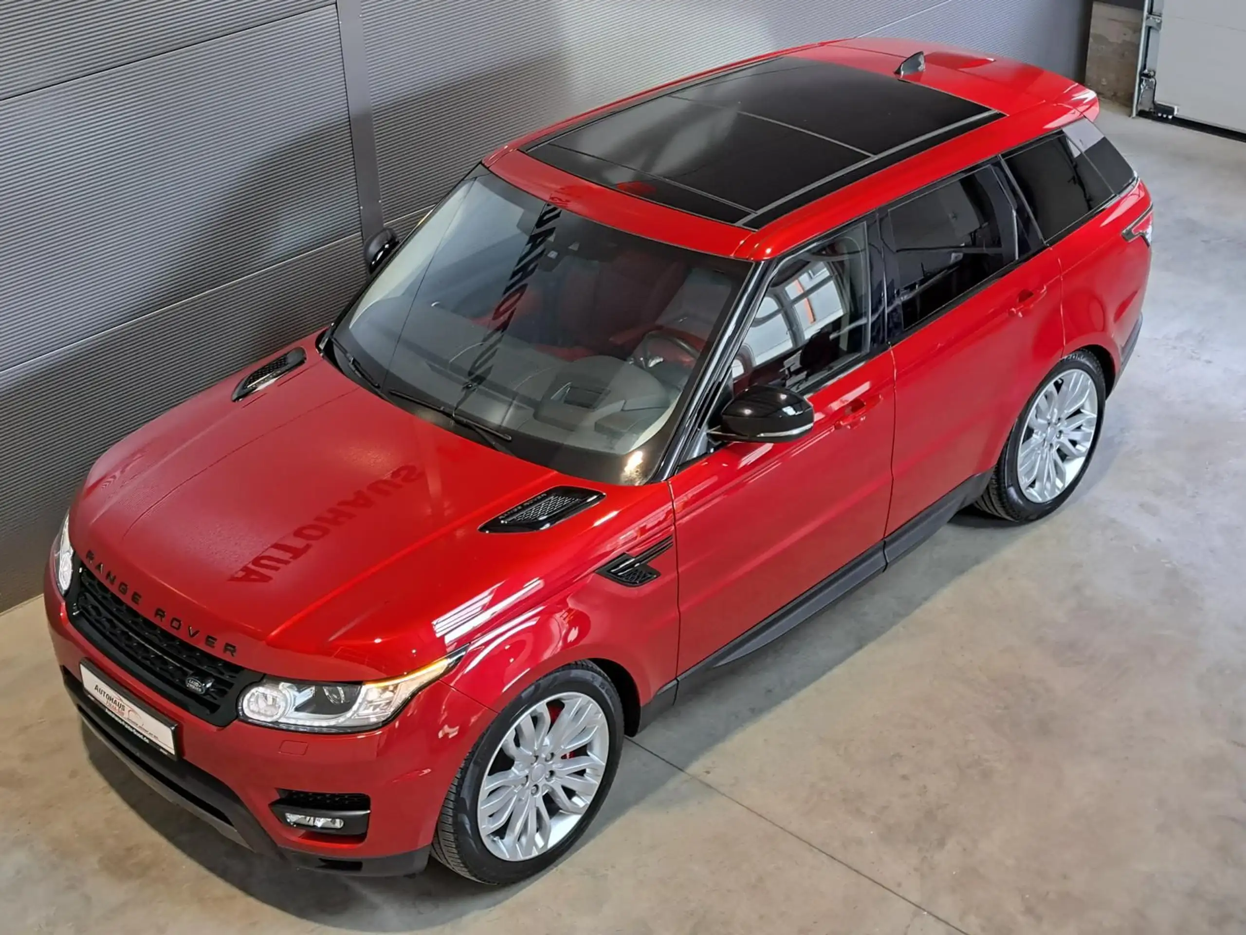 Land Rover - Range Rover Sport