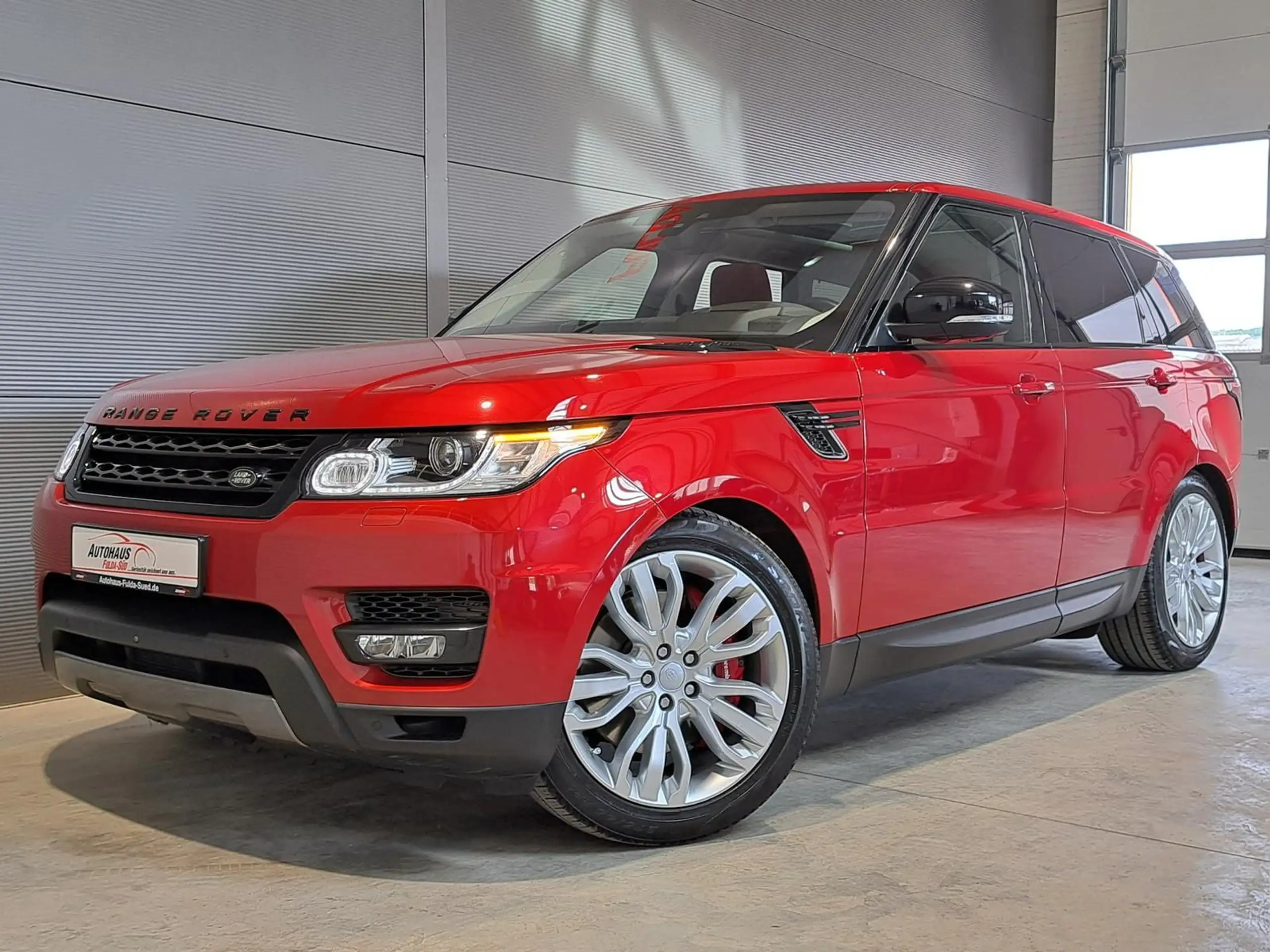 Land Rover - Range Rover Sport