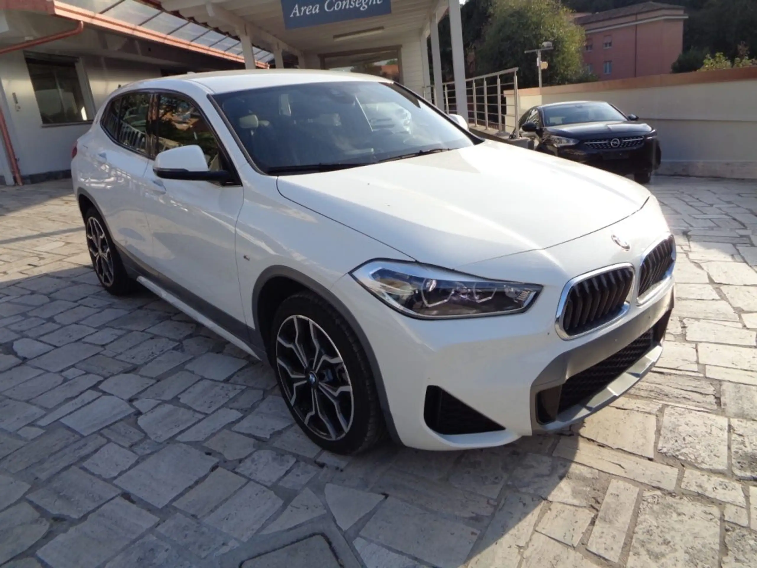 BMW - X2