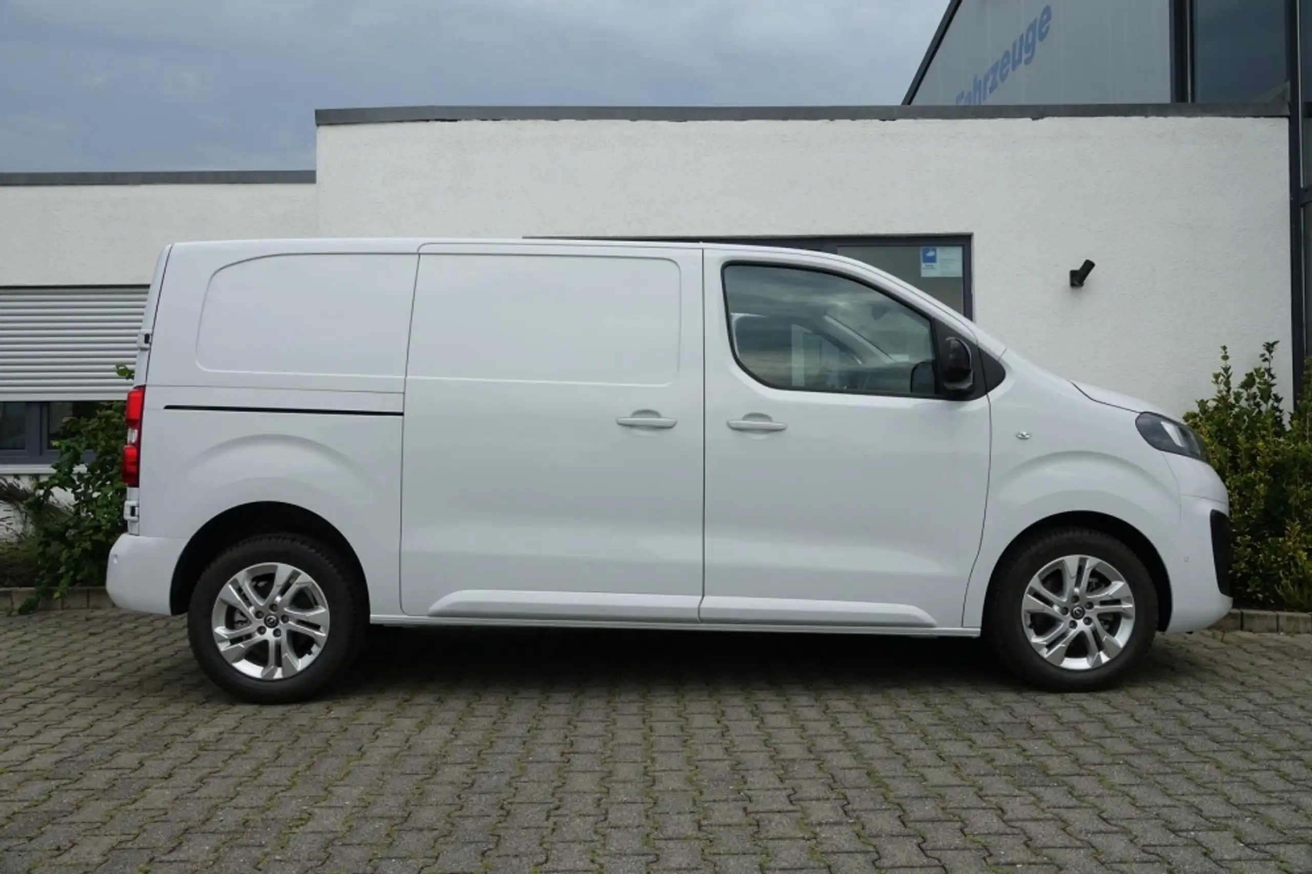 Opel - Vivaro