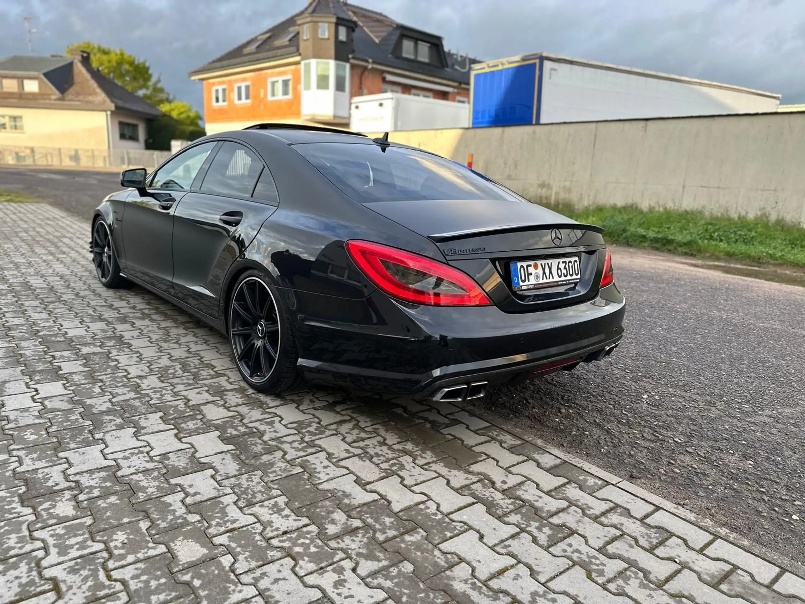 Mercedes-Benz - CLS 63 AMG