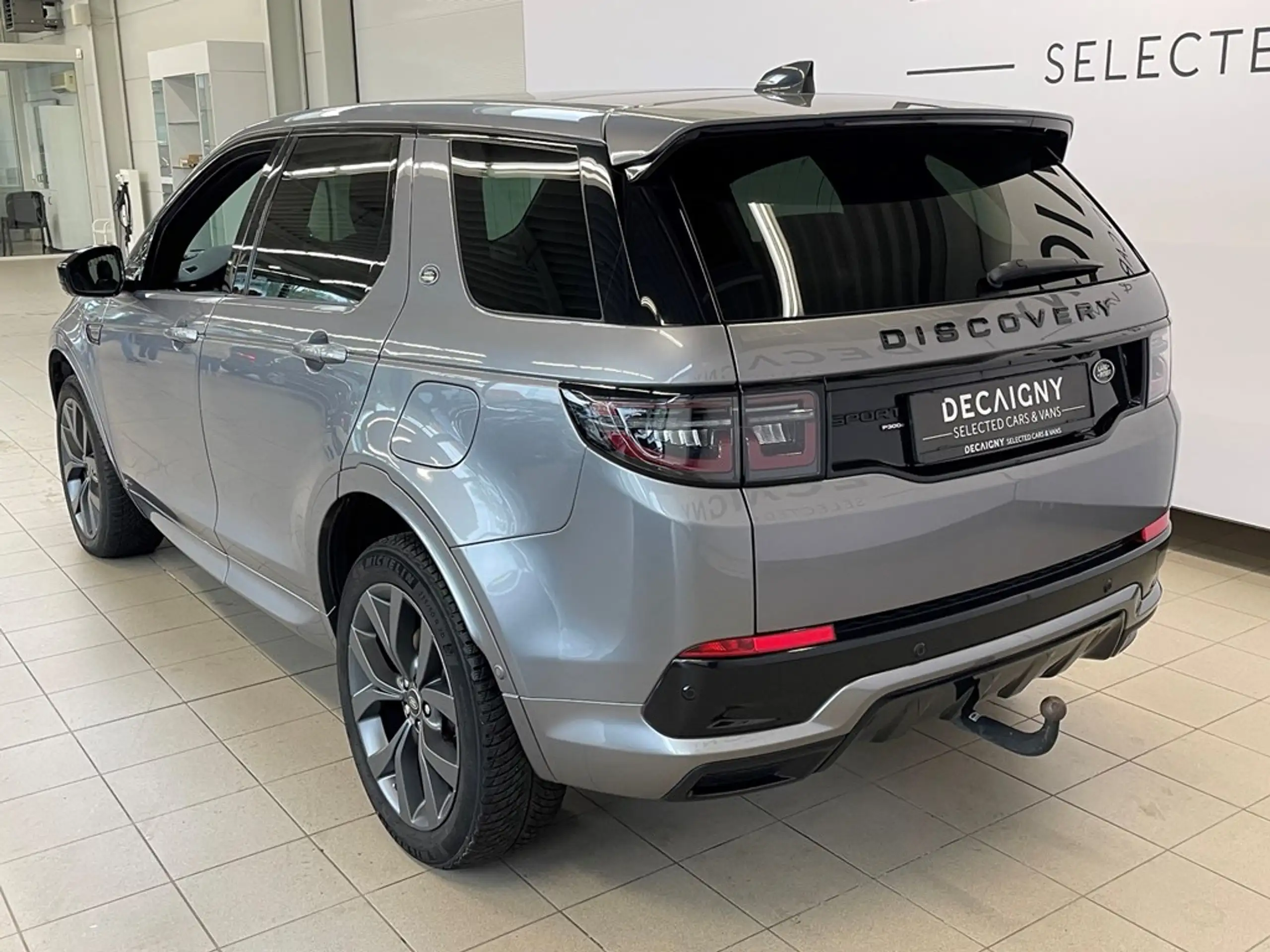 Land Rover - Discovery Sport