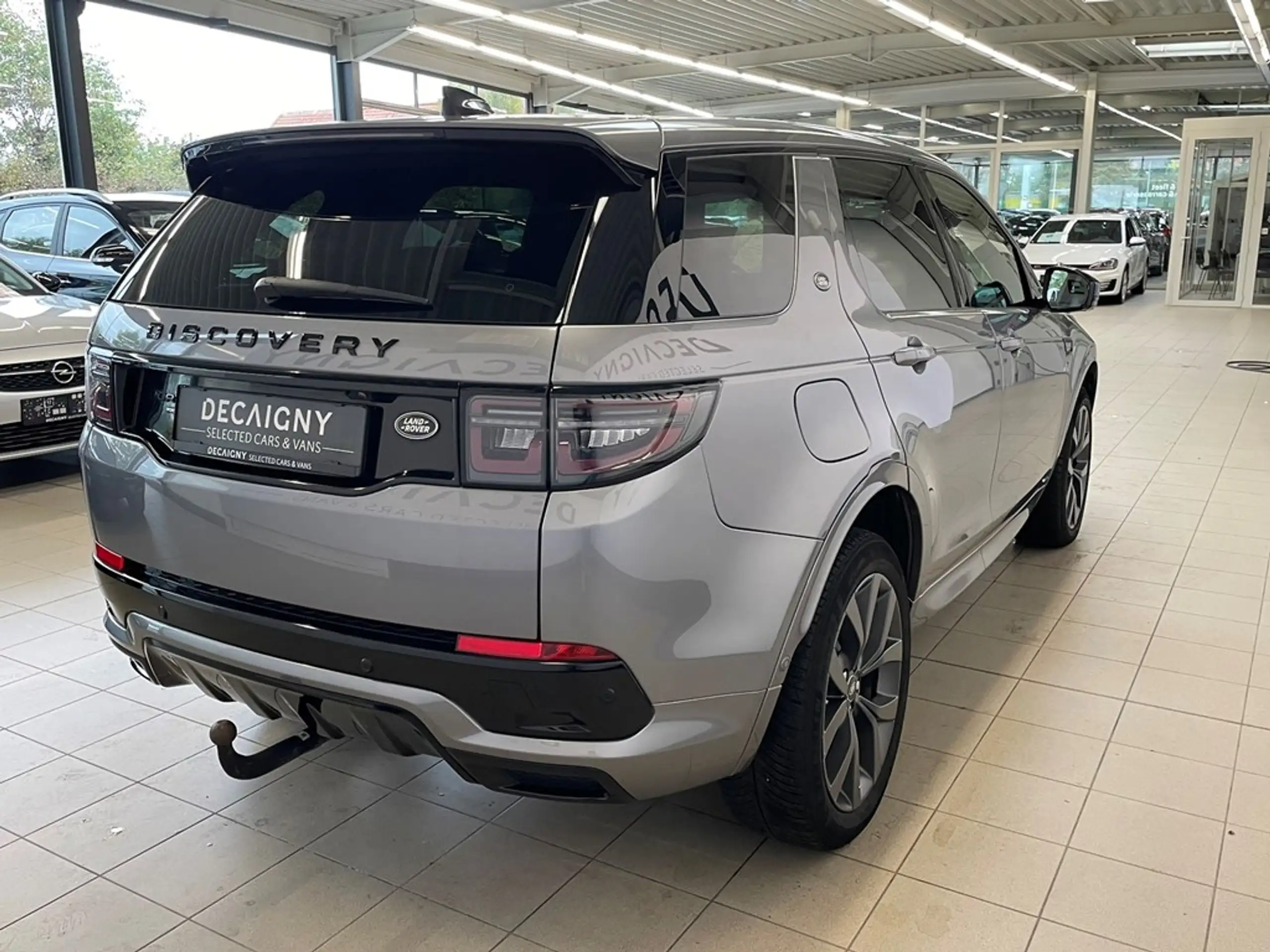 Land Rover - Discovery Sport