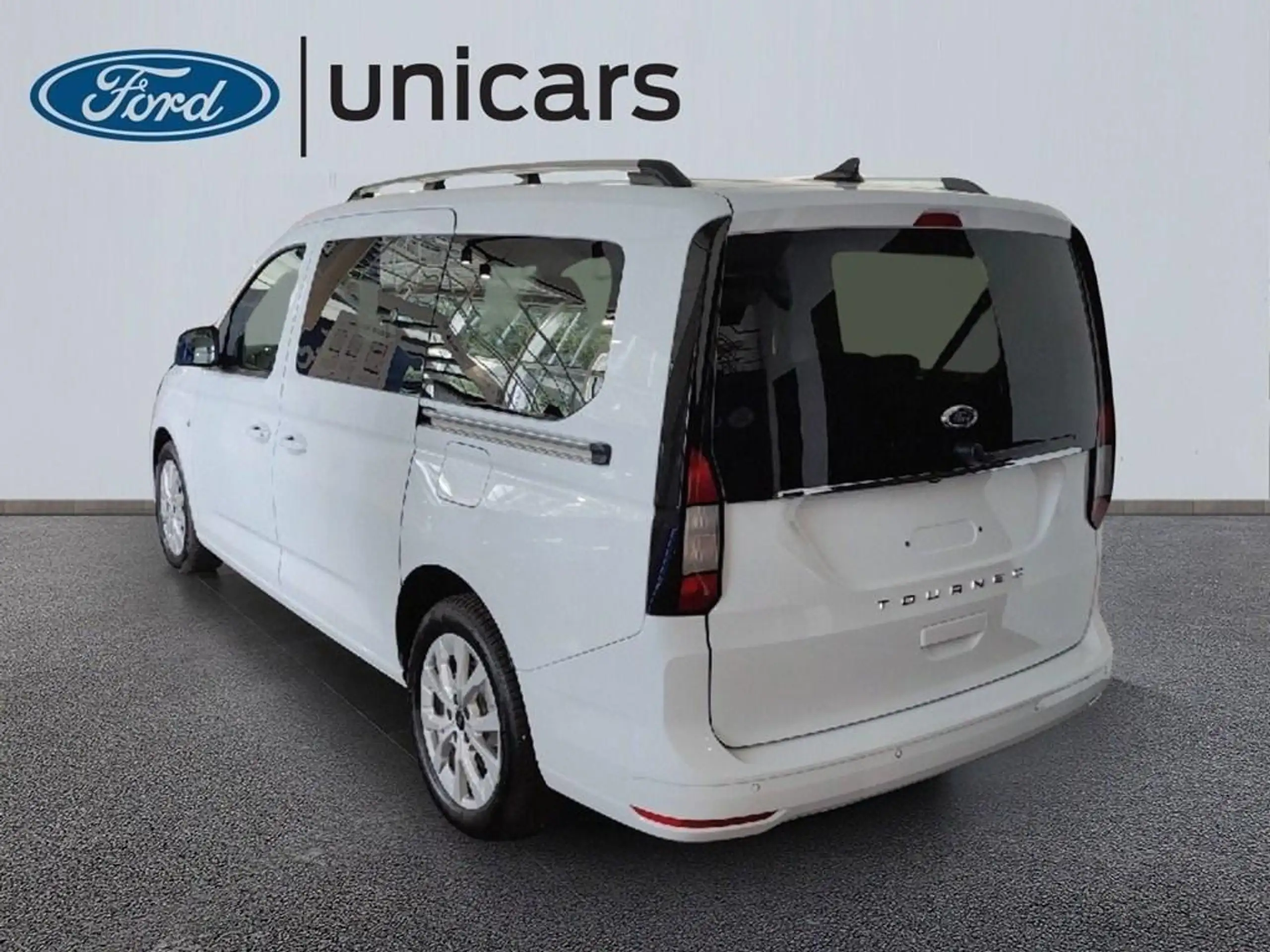 Ford - Grand Tourneo