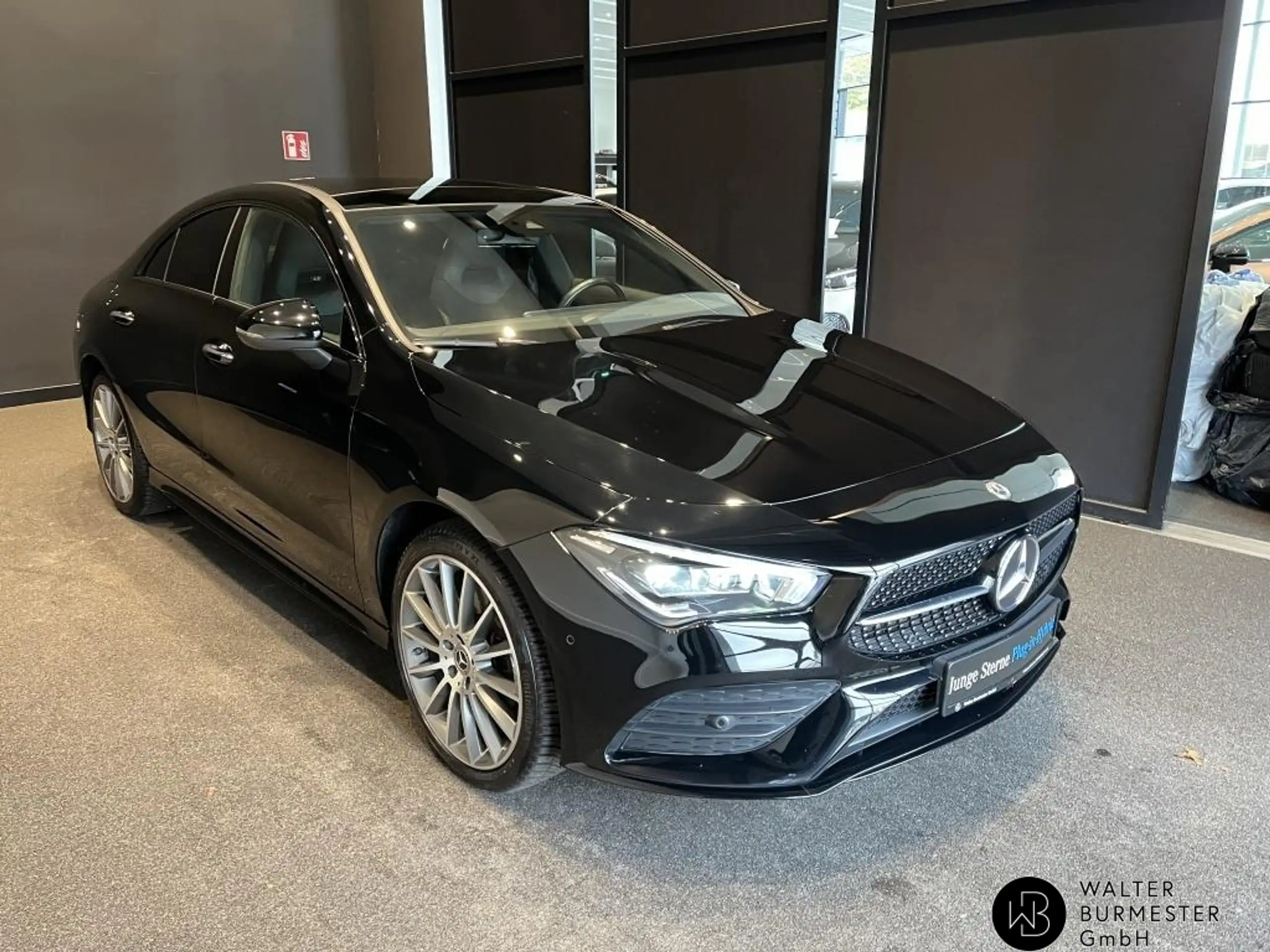 Mercedes-Benz - CLA 250