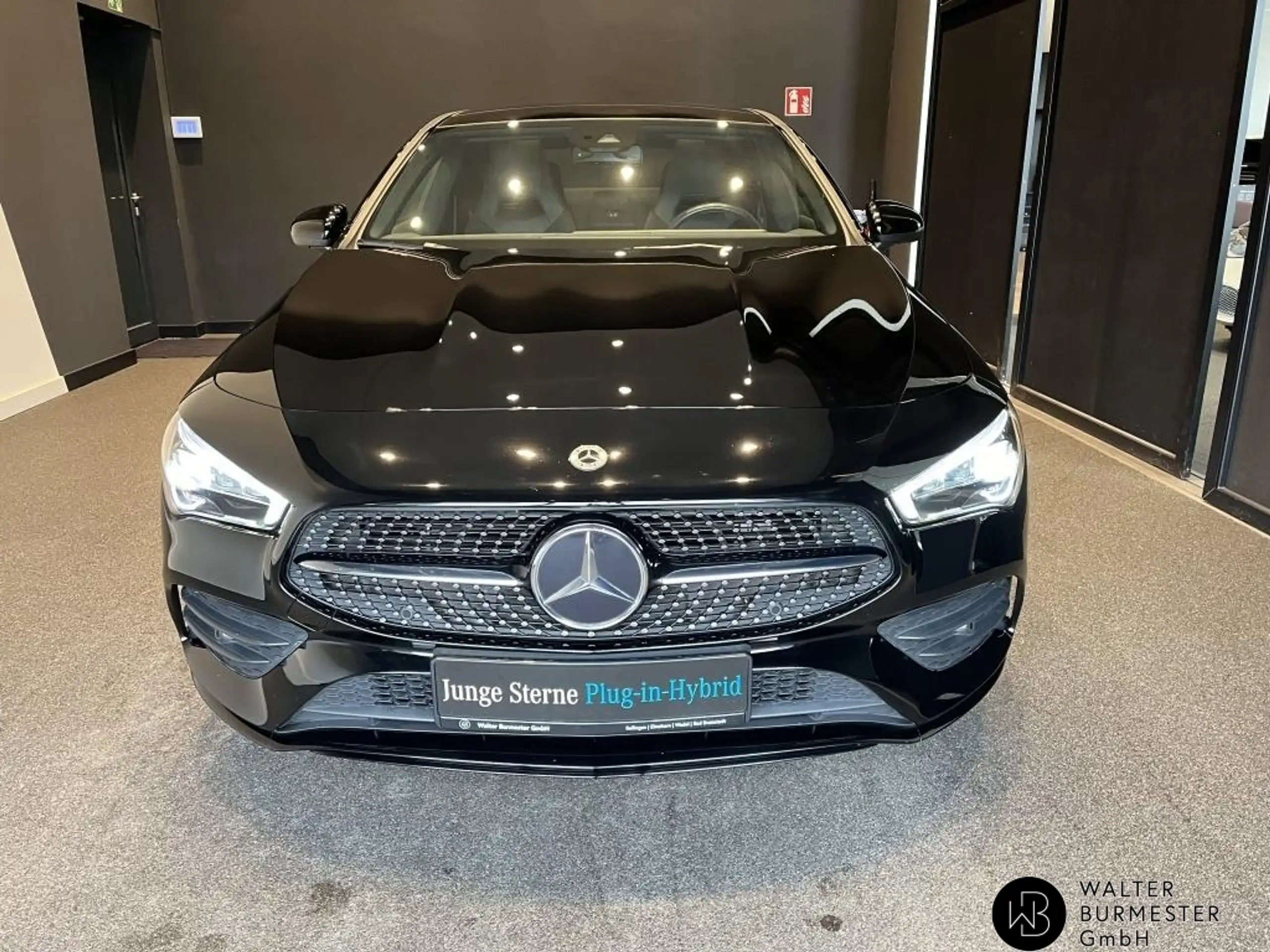 Mercedes-Benz - CLA 250