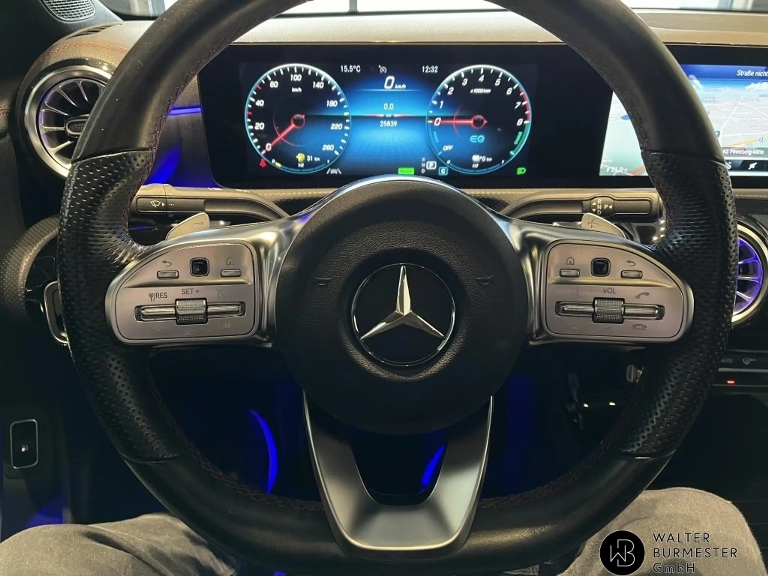 Mercedes-Benz - CLA 250