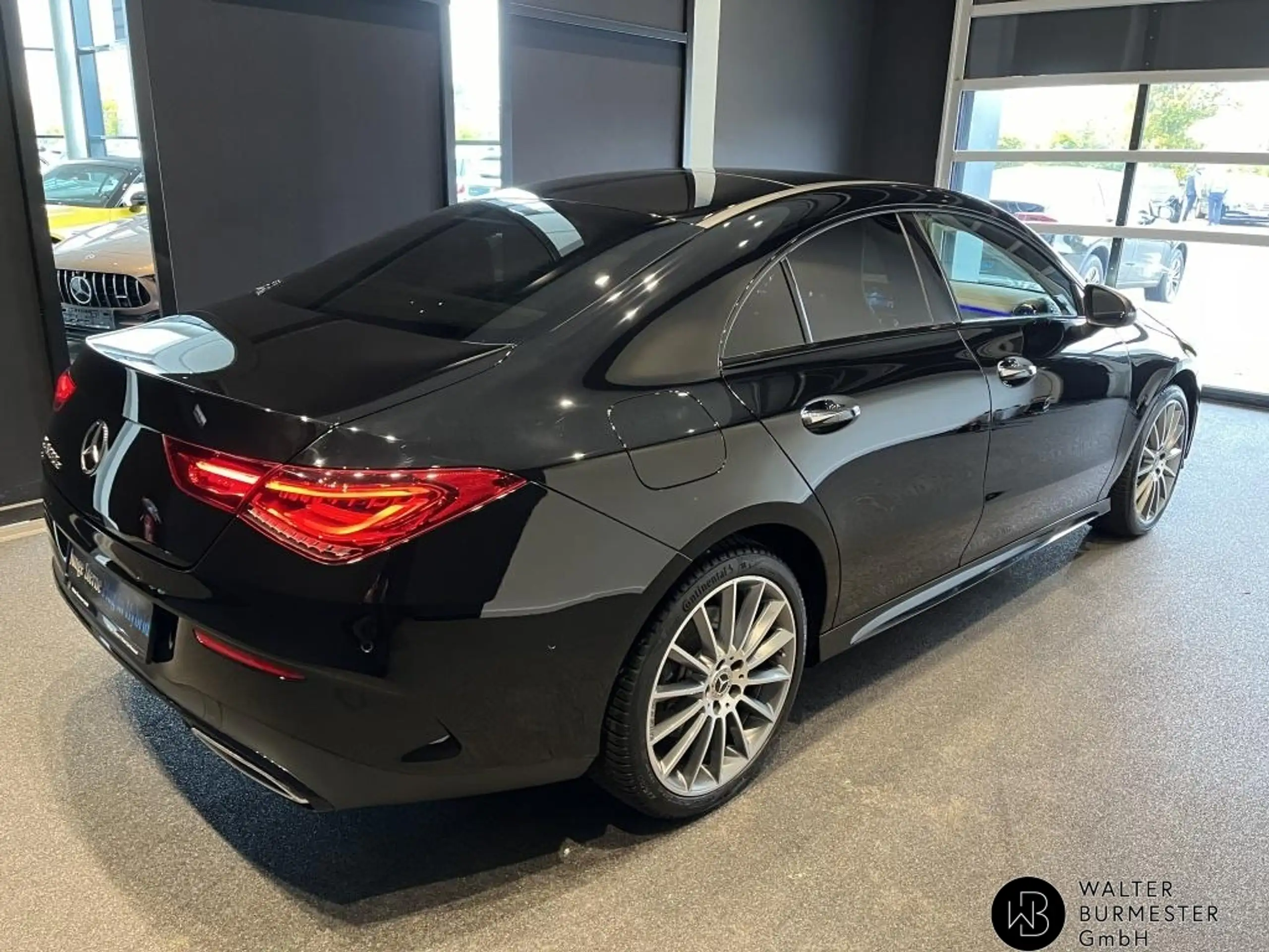 Mercedes-Benz - CLA 250