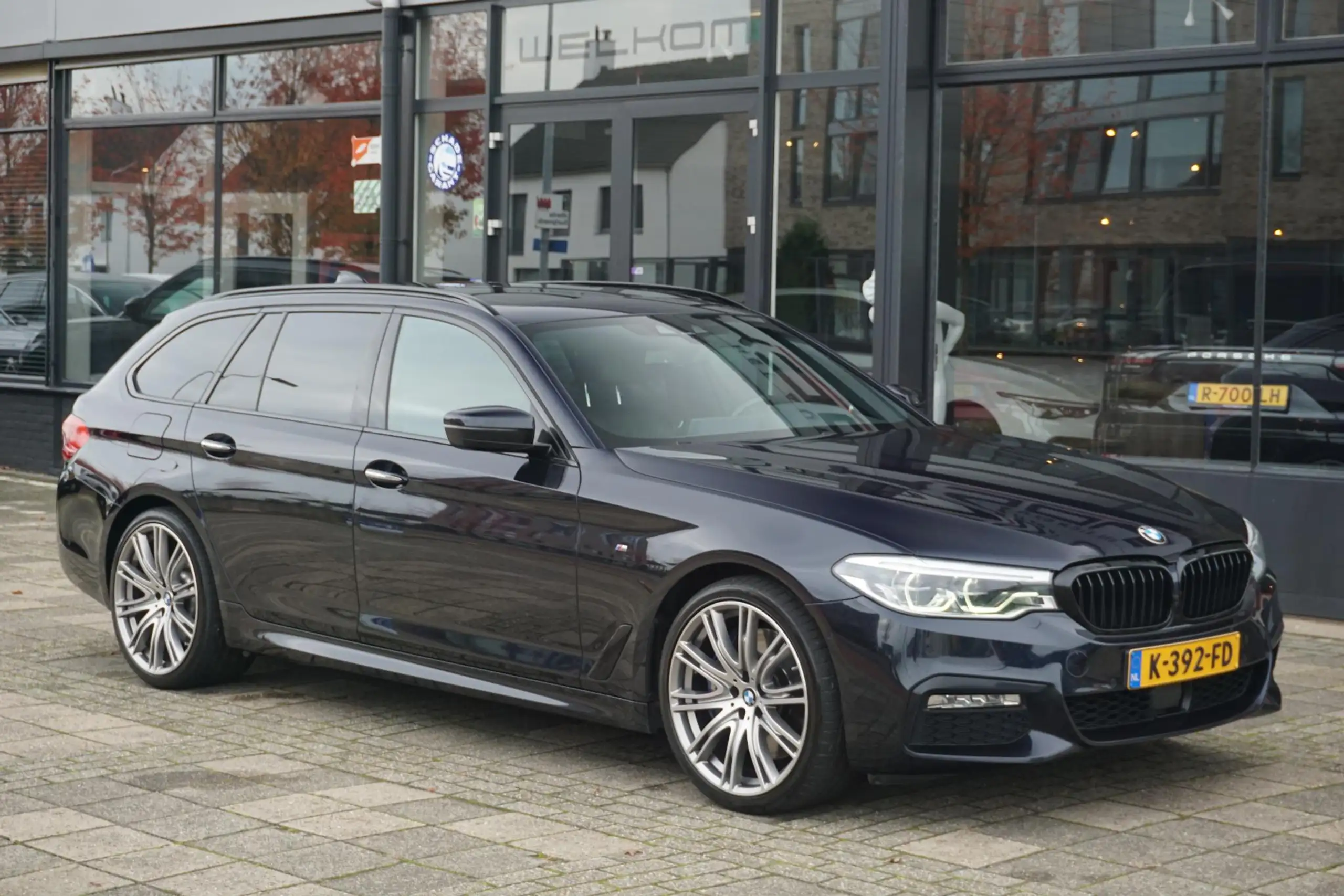 BMW - 540