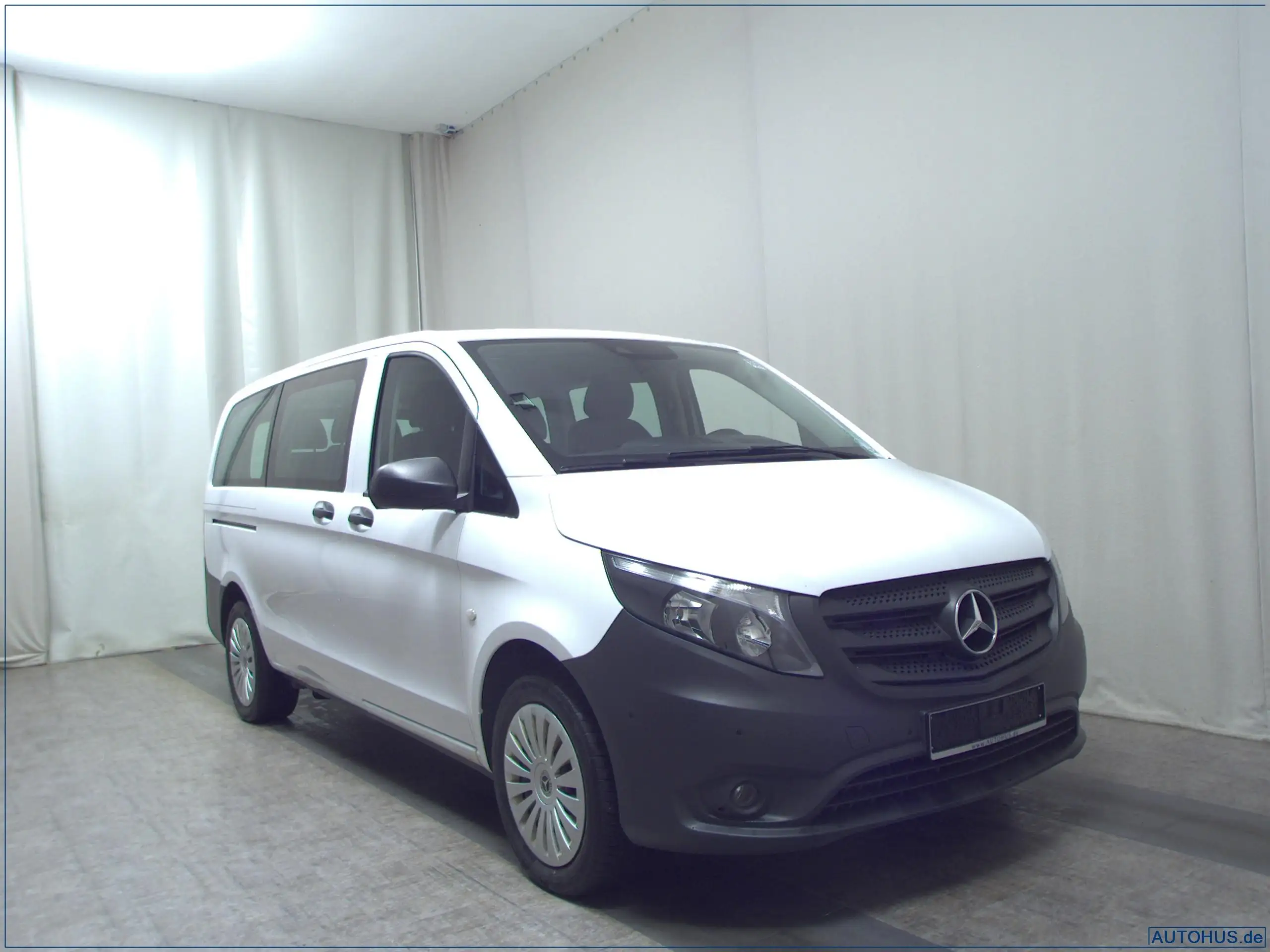 Mercedes-Benz - Vito