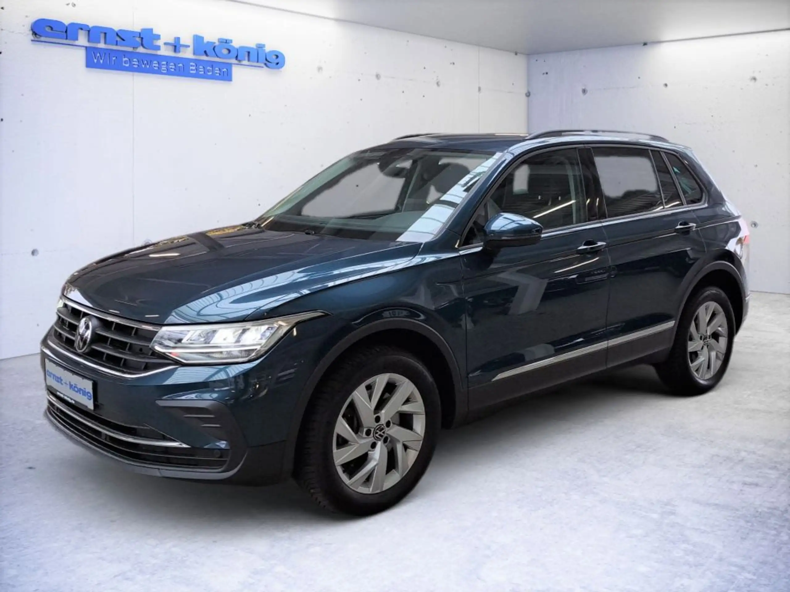 Volkswagen - Tiguan