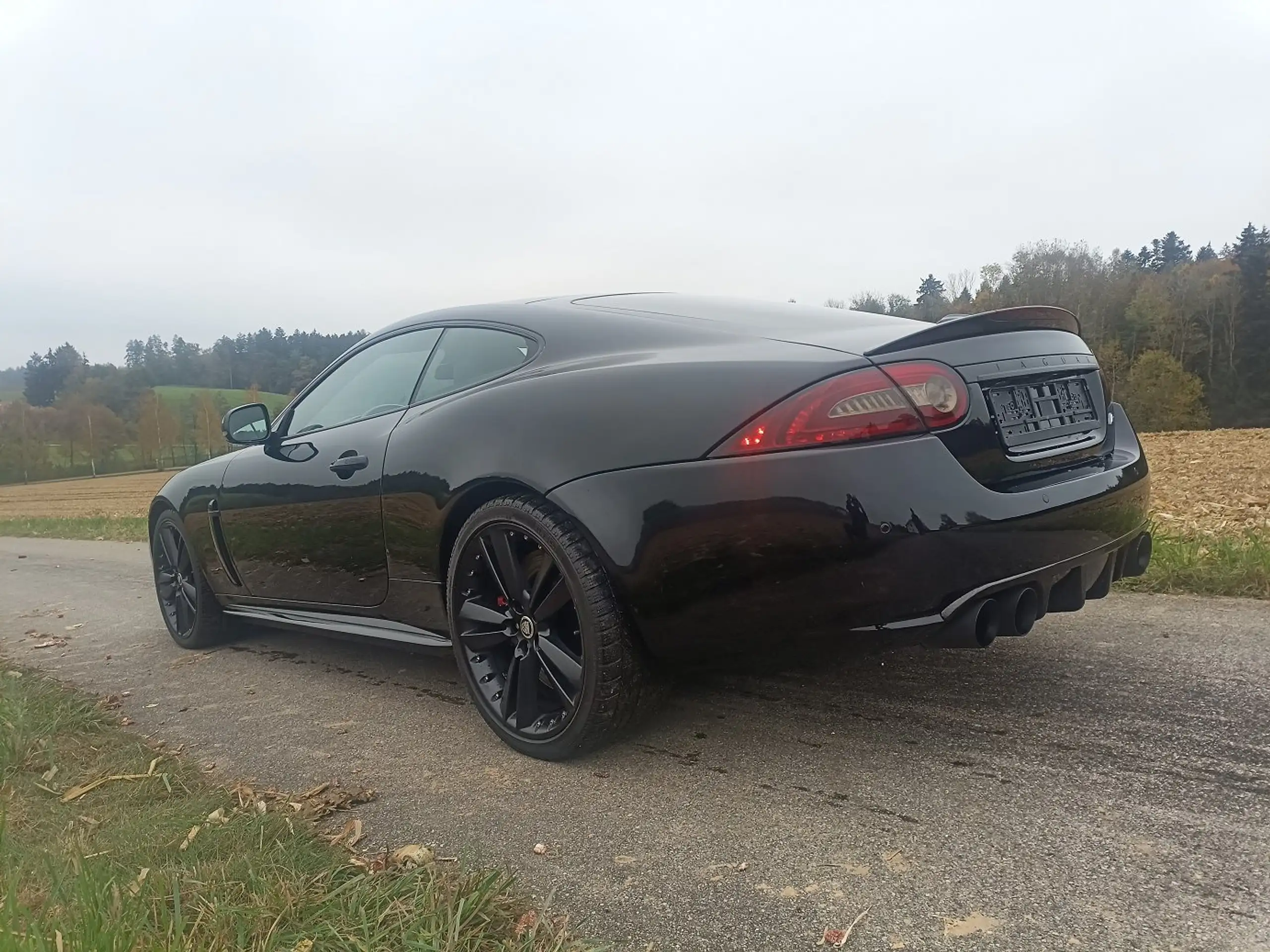 Jaguar - XKR