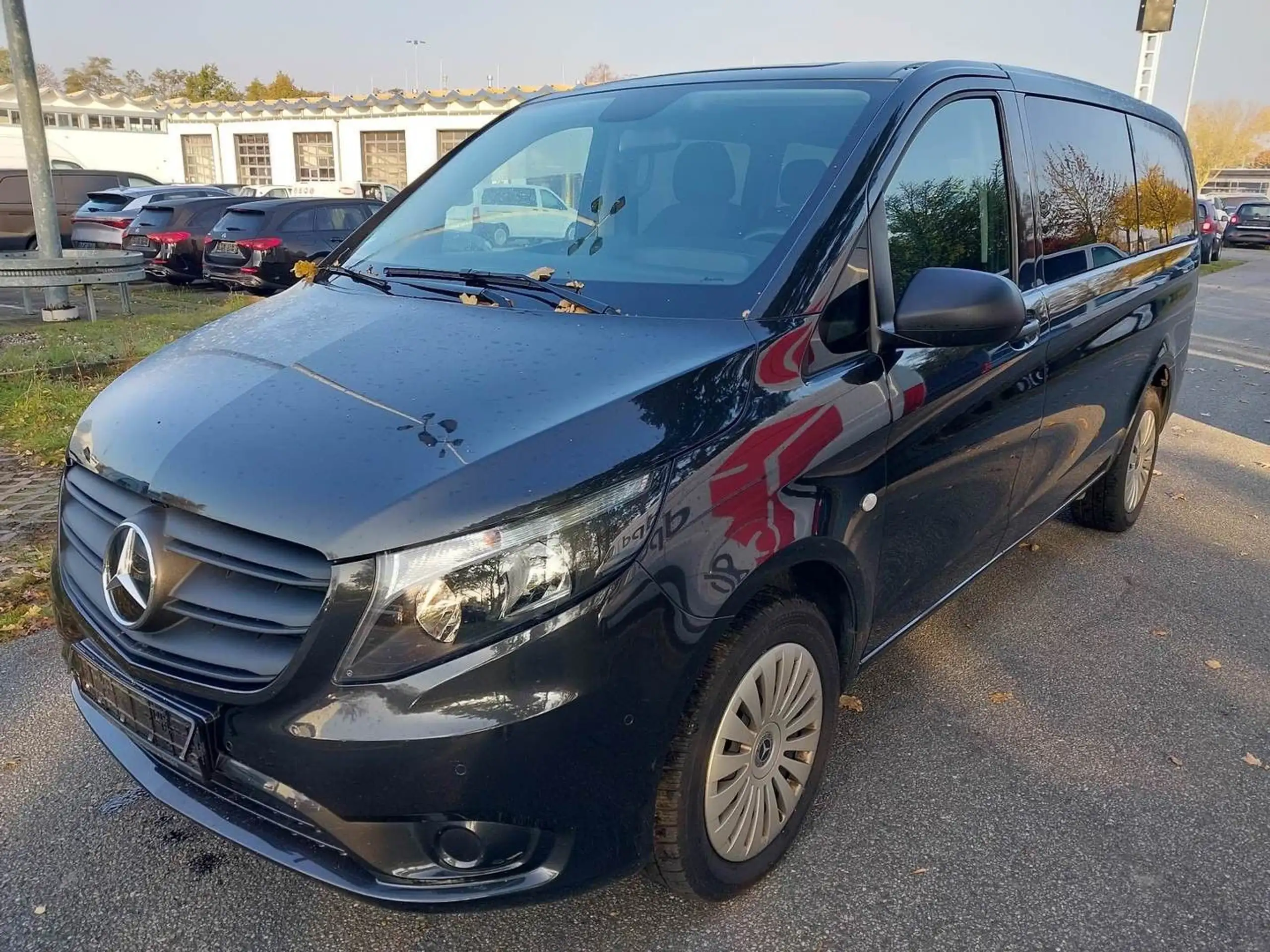 Mercedes-Benz - Vito