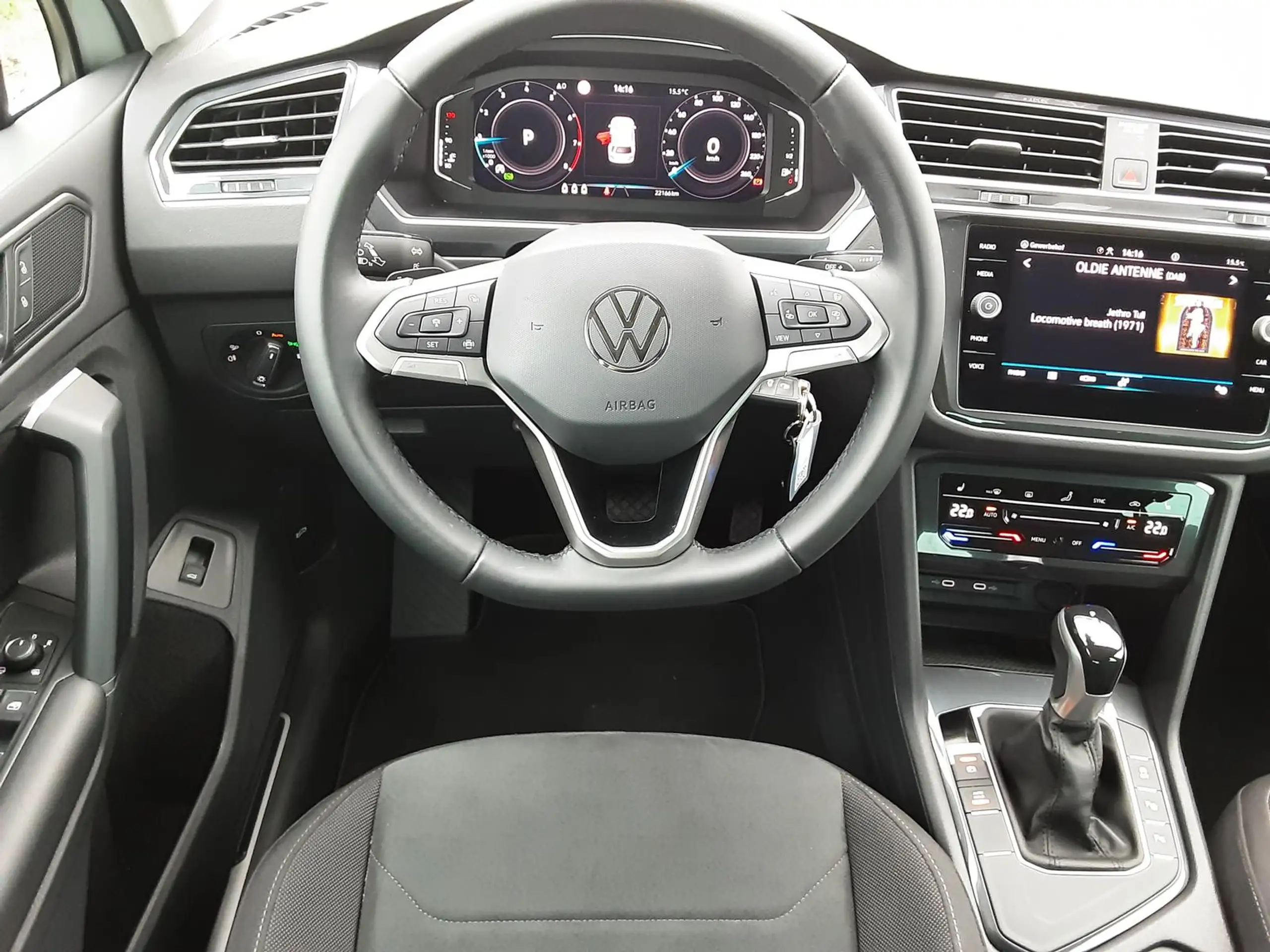 Volkswagen - Tiguan