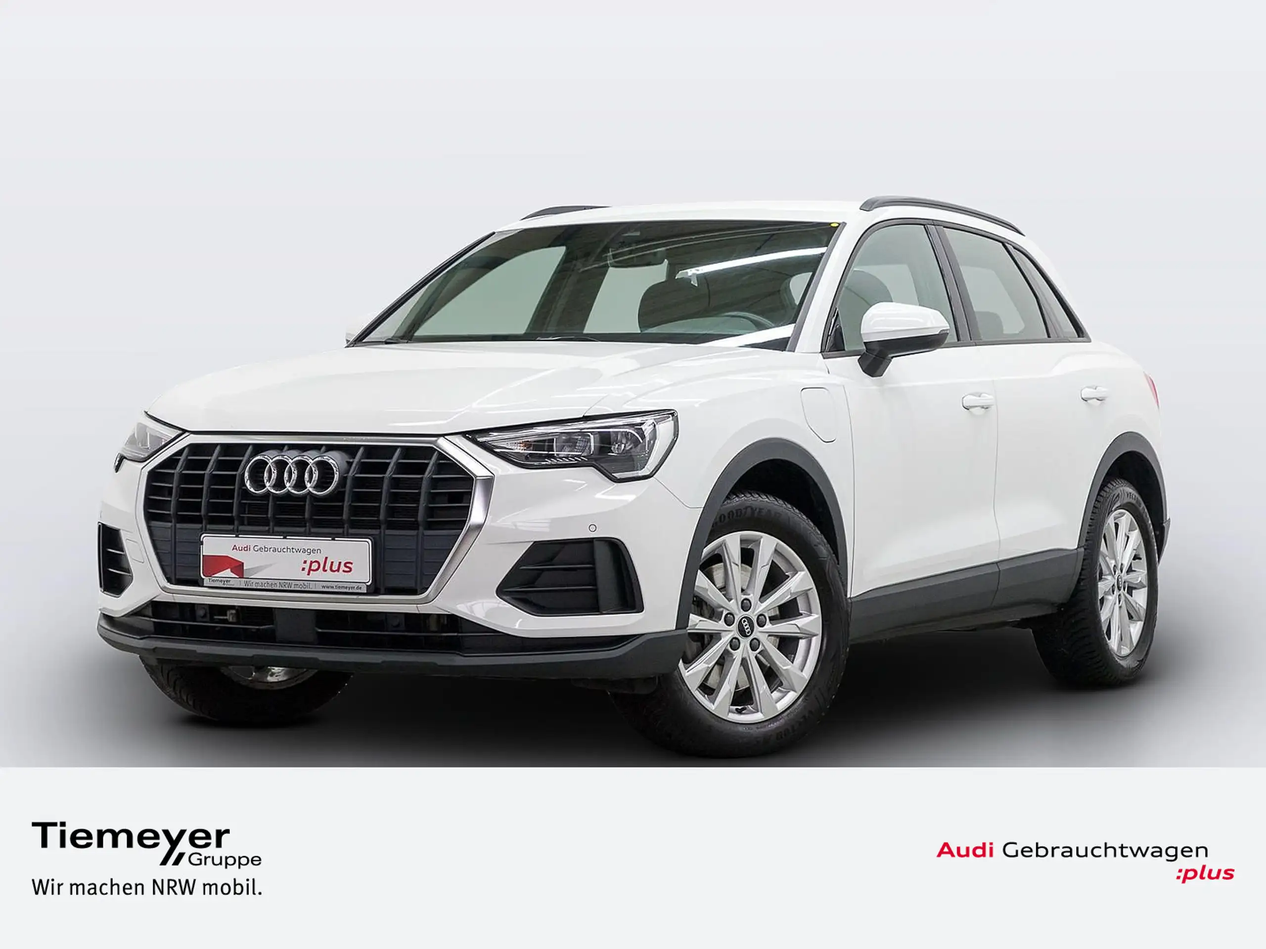 Audi - Q3