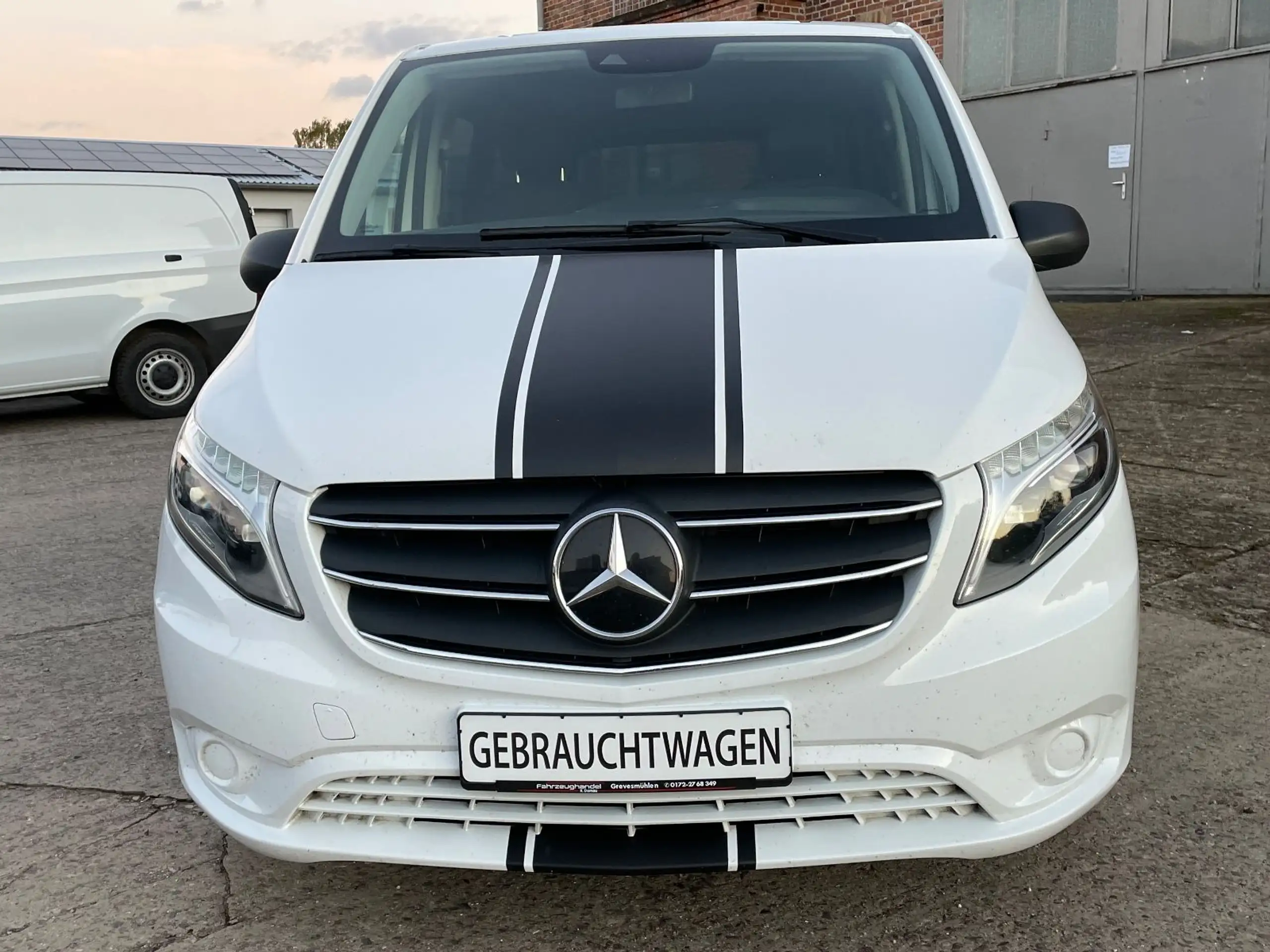 Mercedes-Benz - Vito