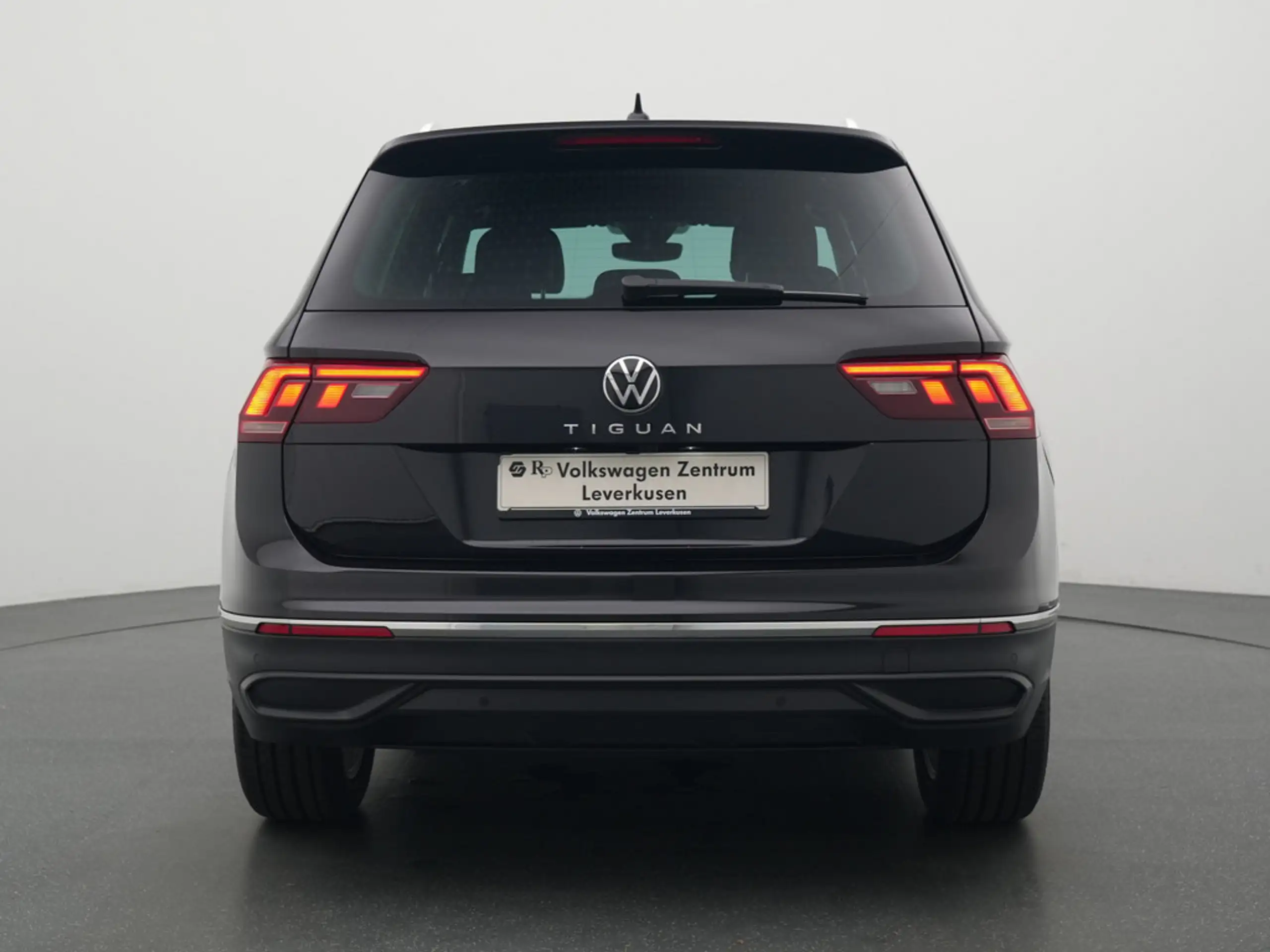 Volkswagen - Tiguan