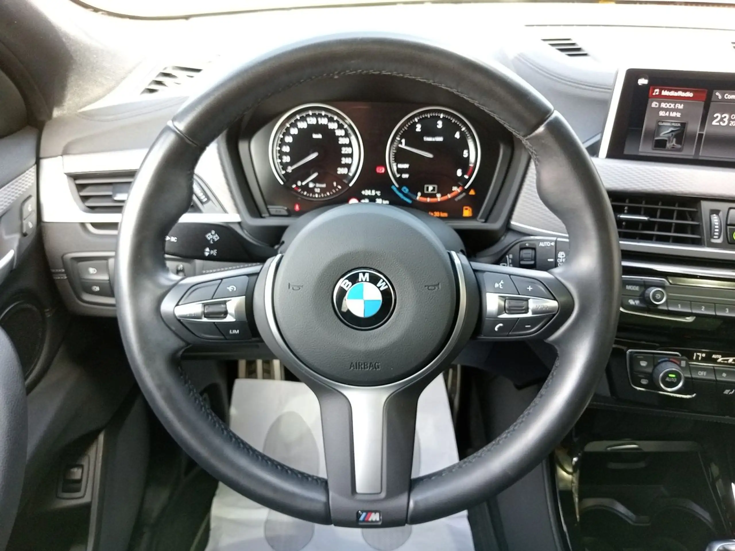 BMW - X2