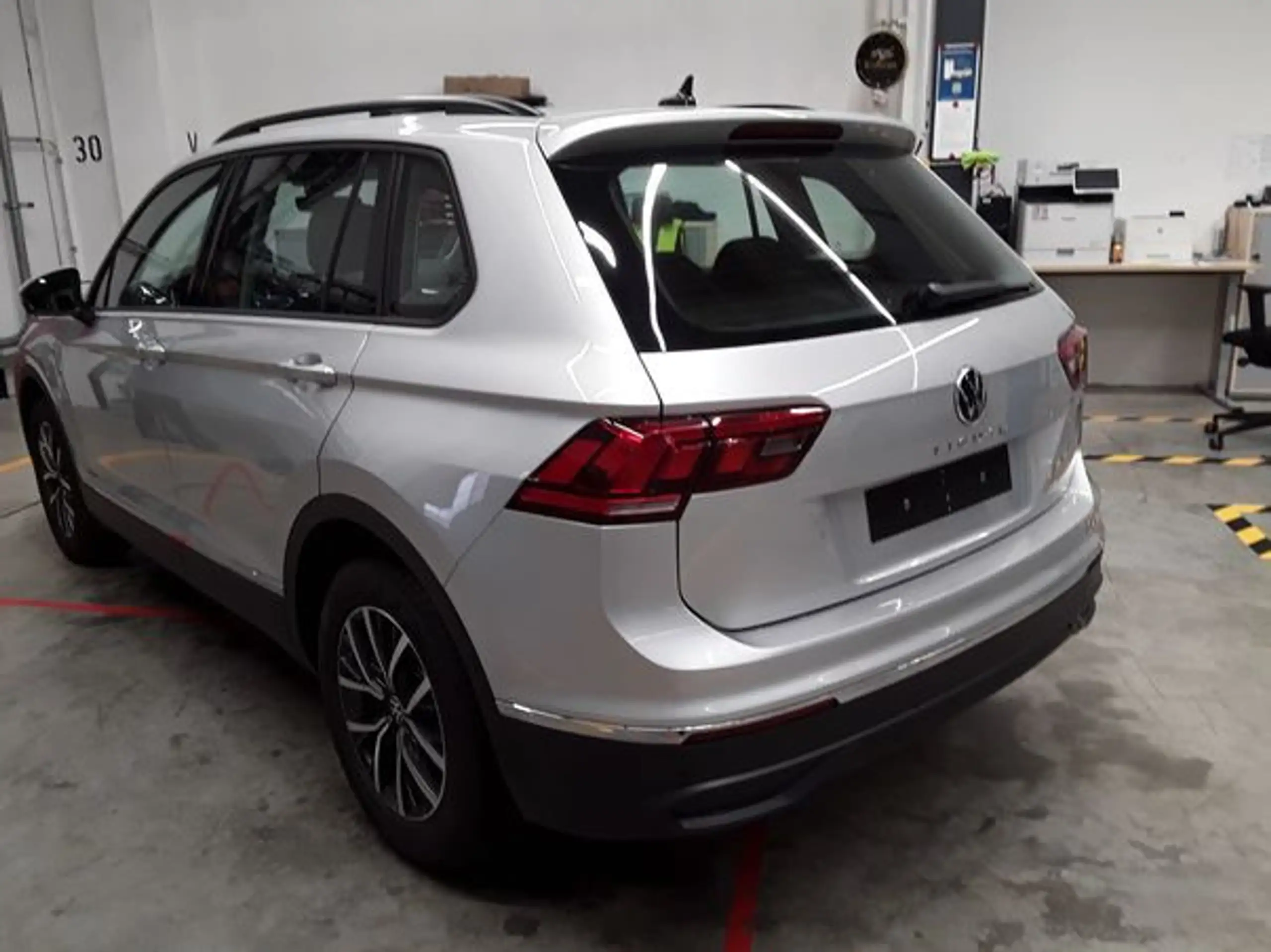 Volkswagen - Tiguan