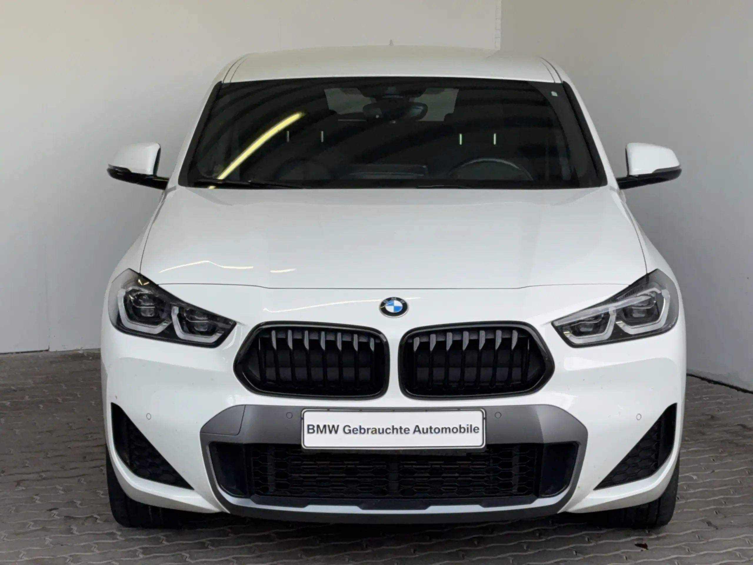 BMW - X2