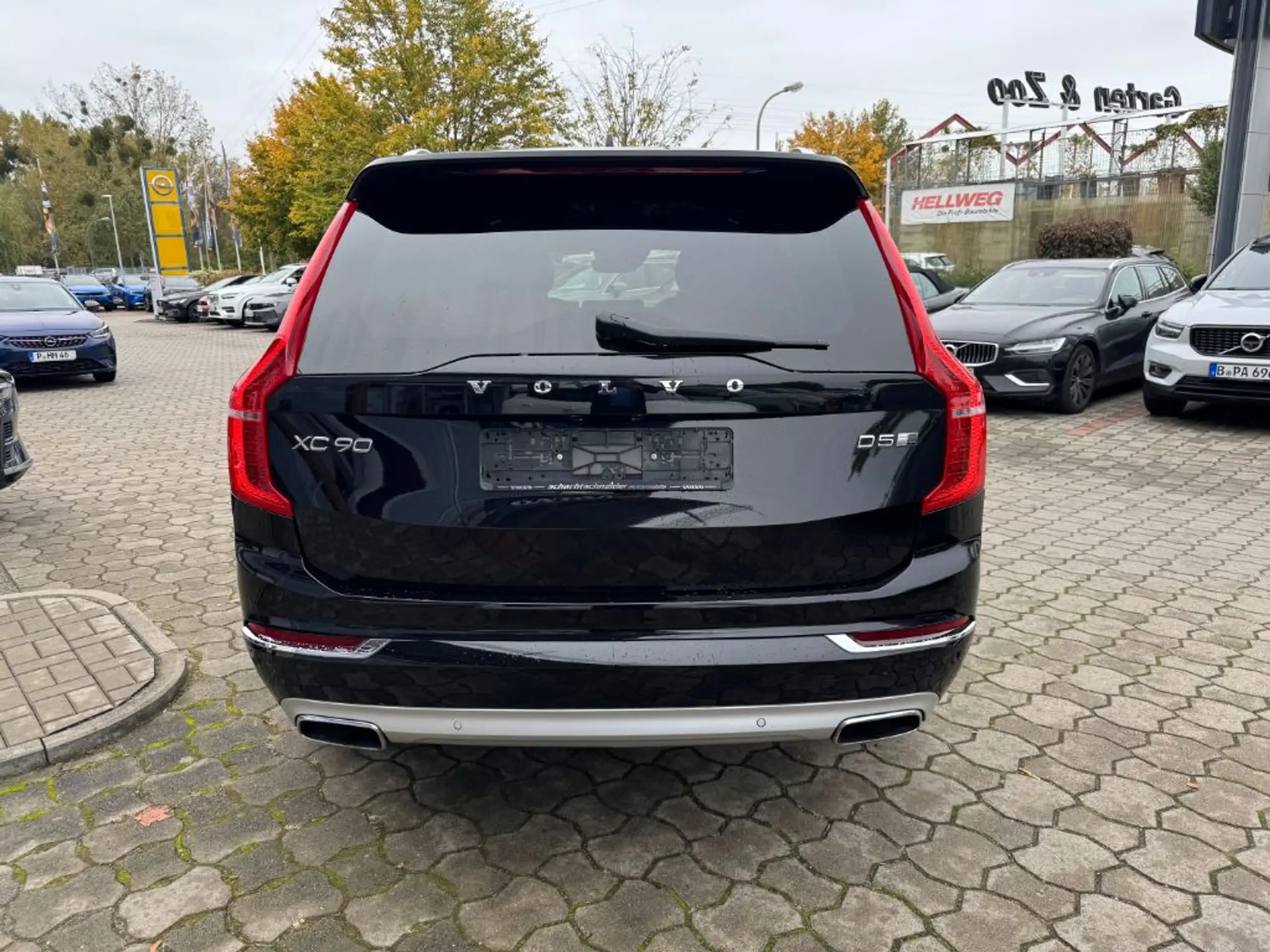 Volvo - XC90