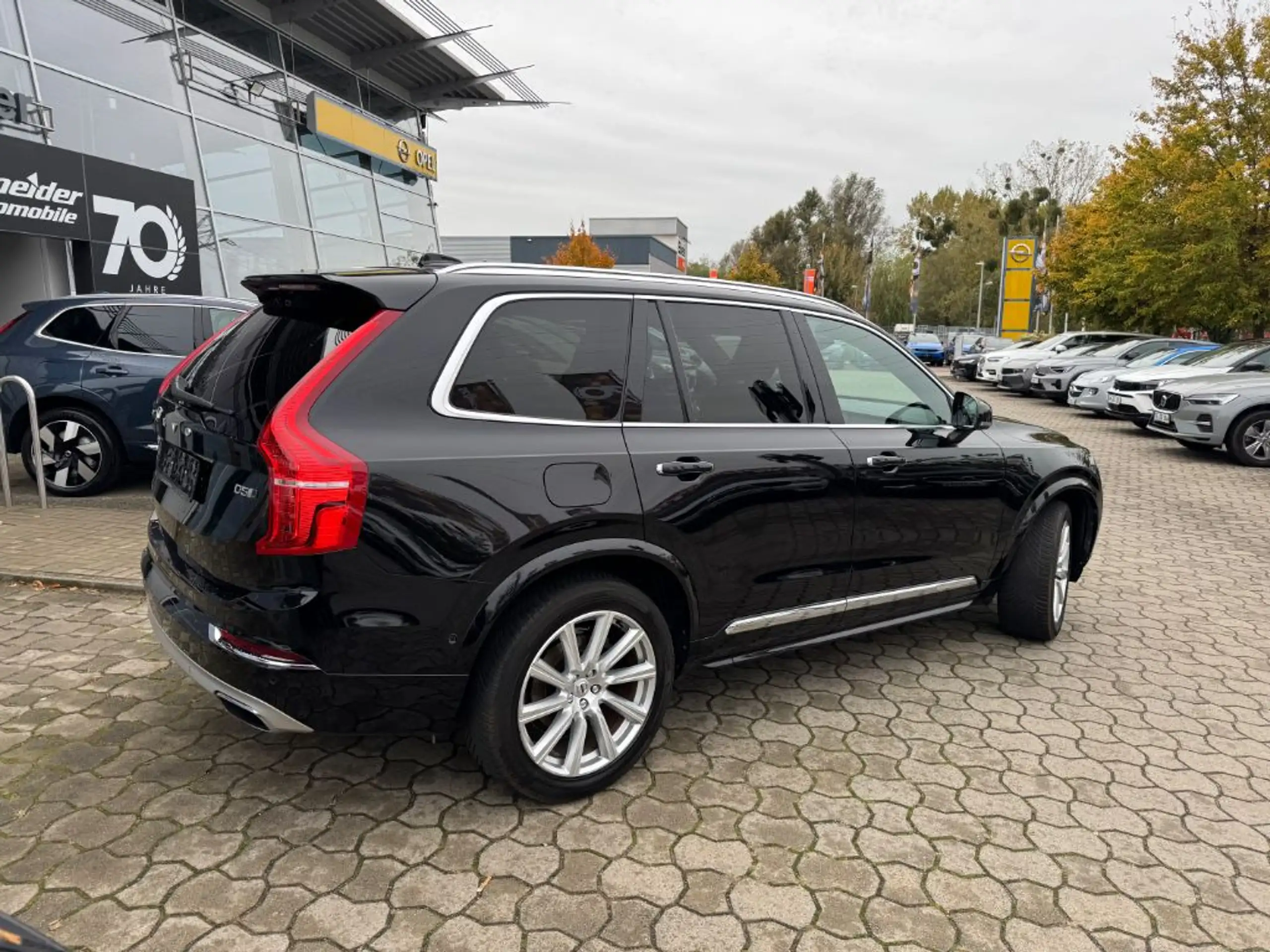 Volvo - XC90