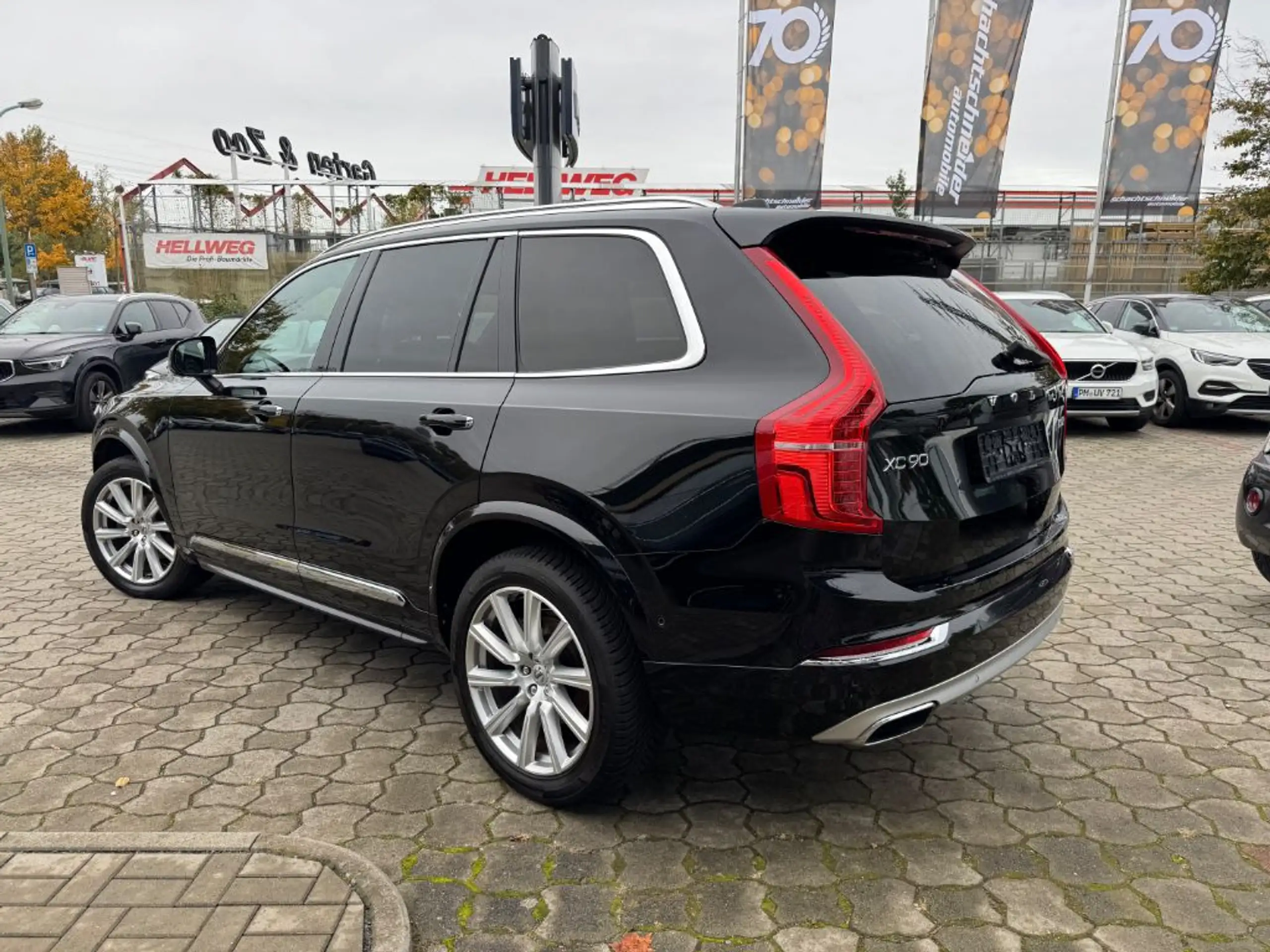 Volvo - XC90