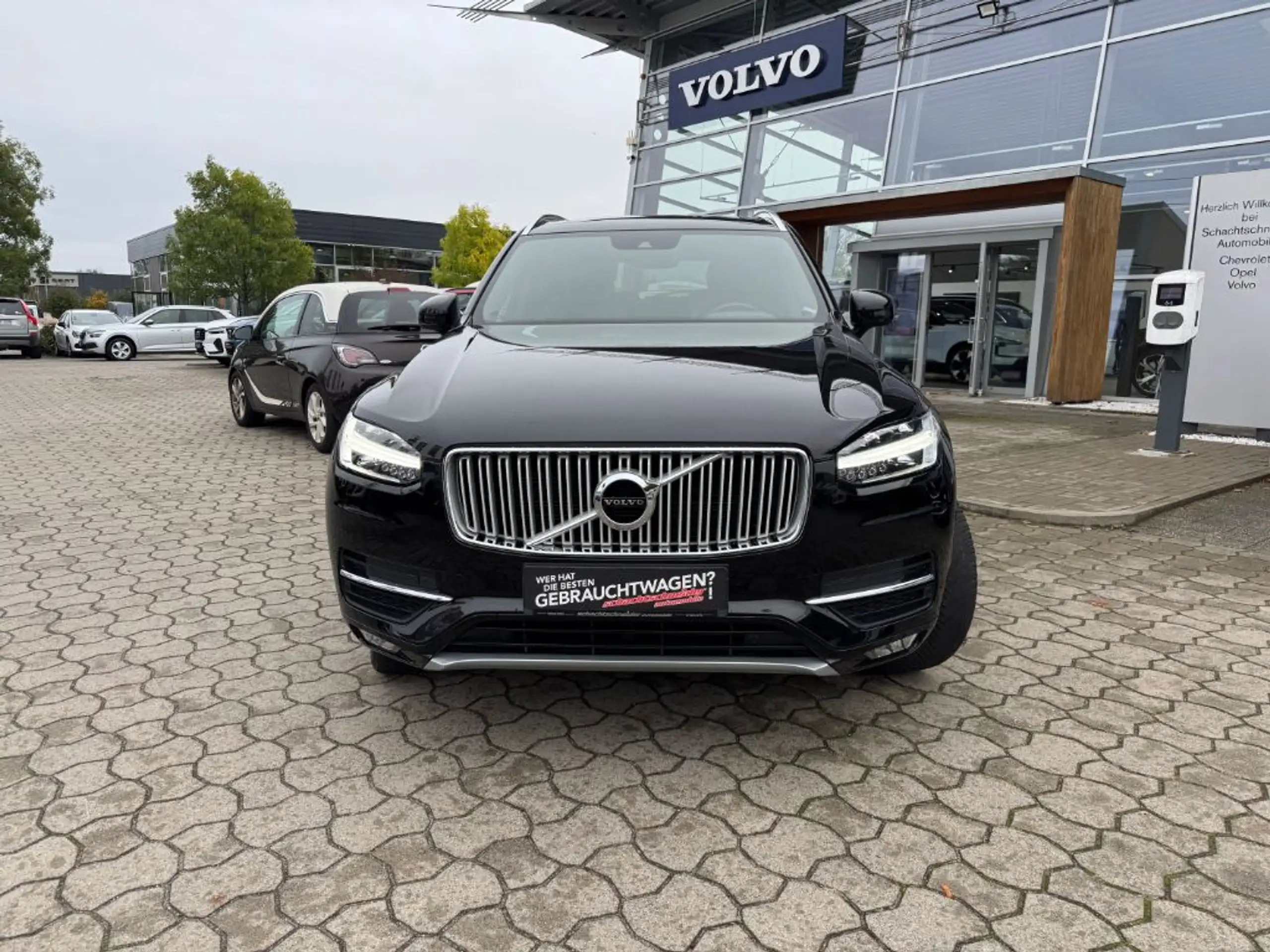 Volvo - XC90