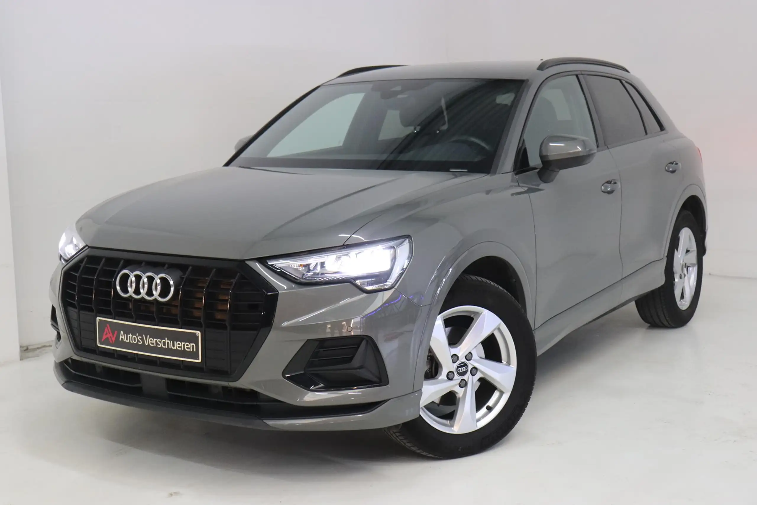 Audi - Q3