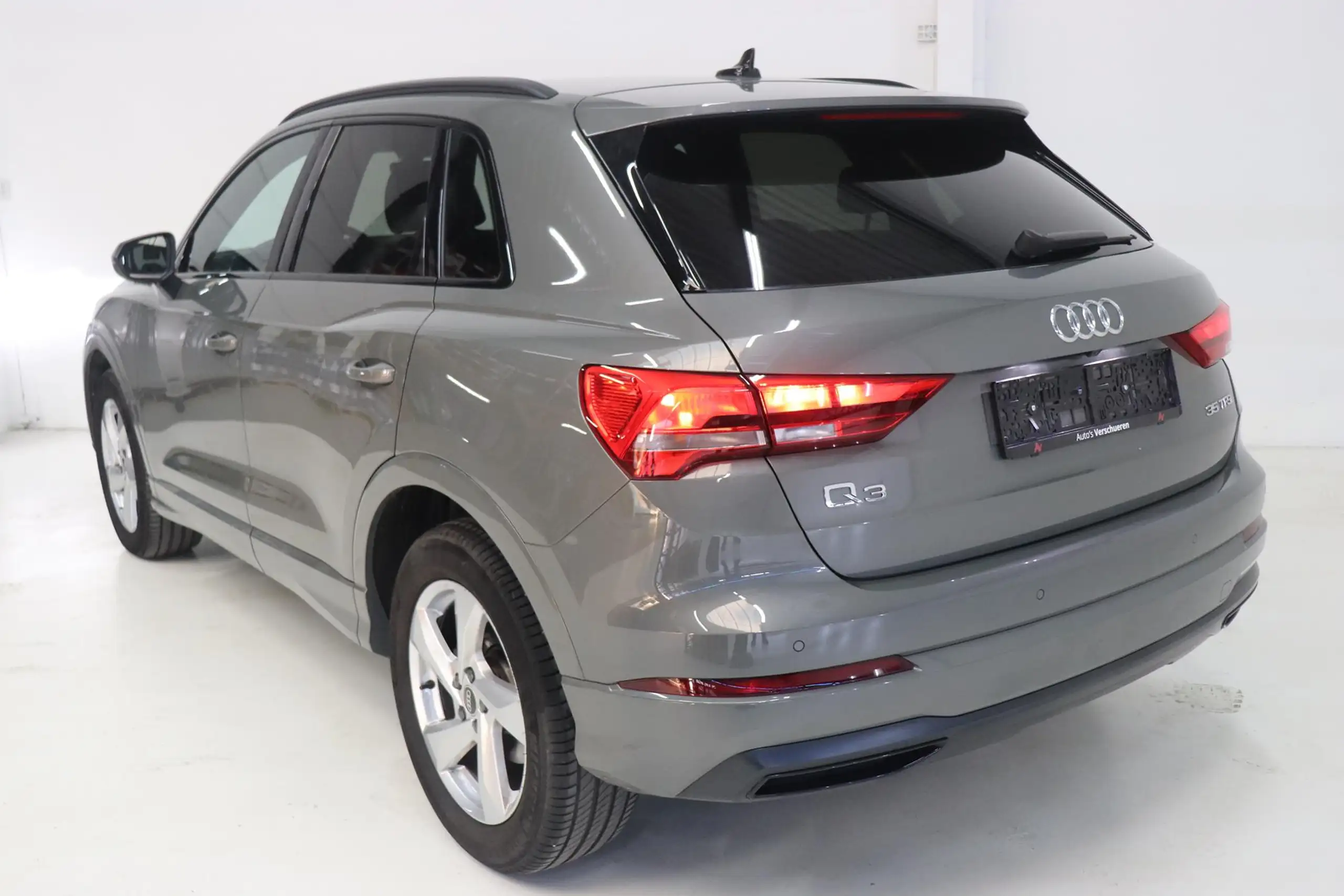 Audi - Q3