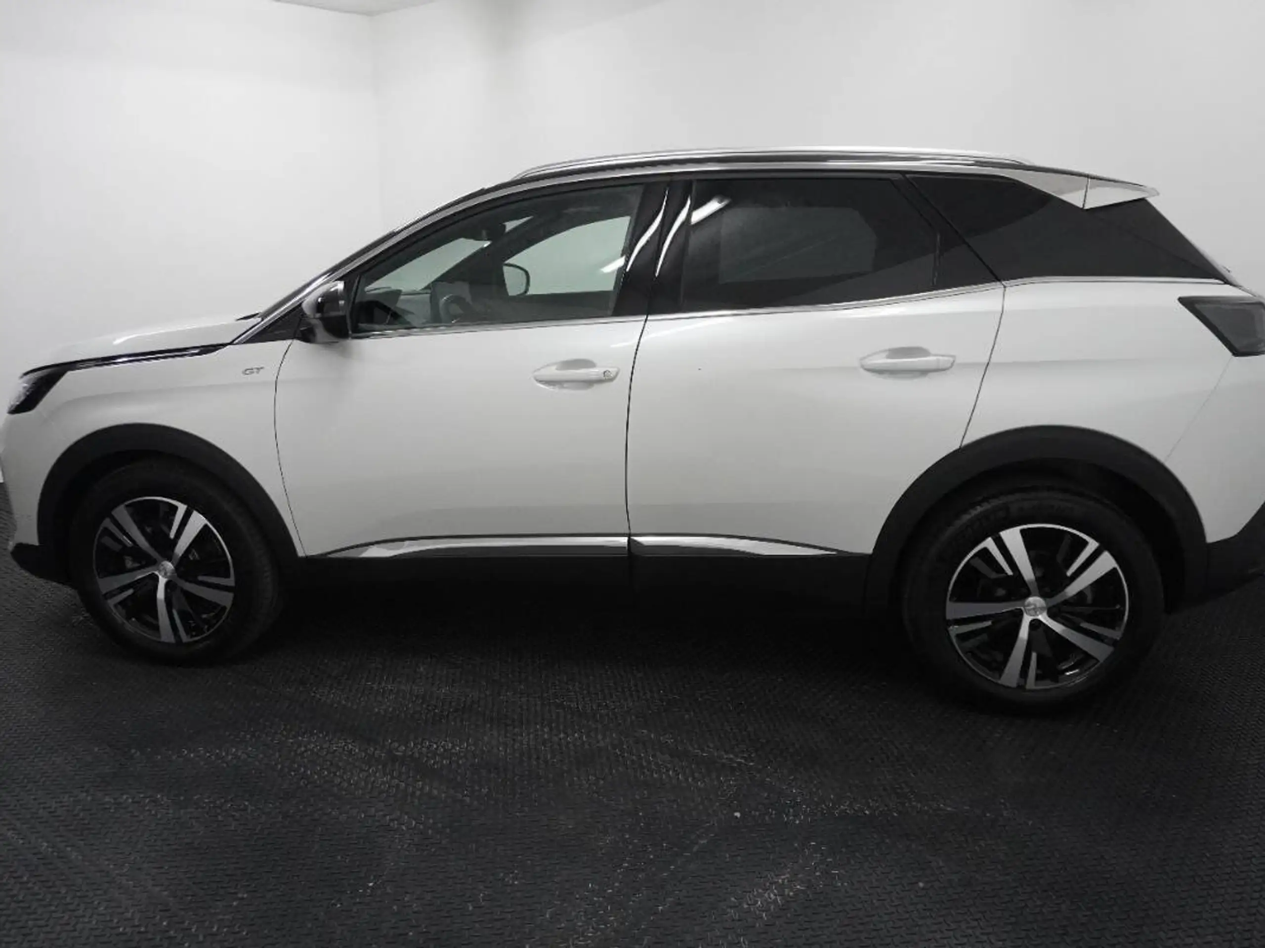 Peugeot - 3008