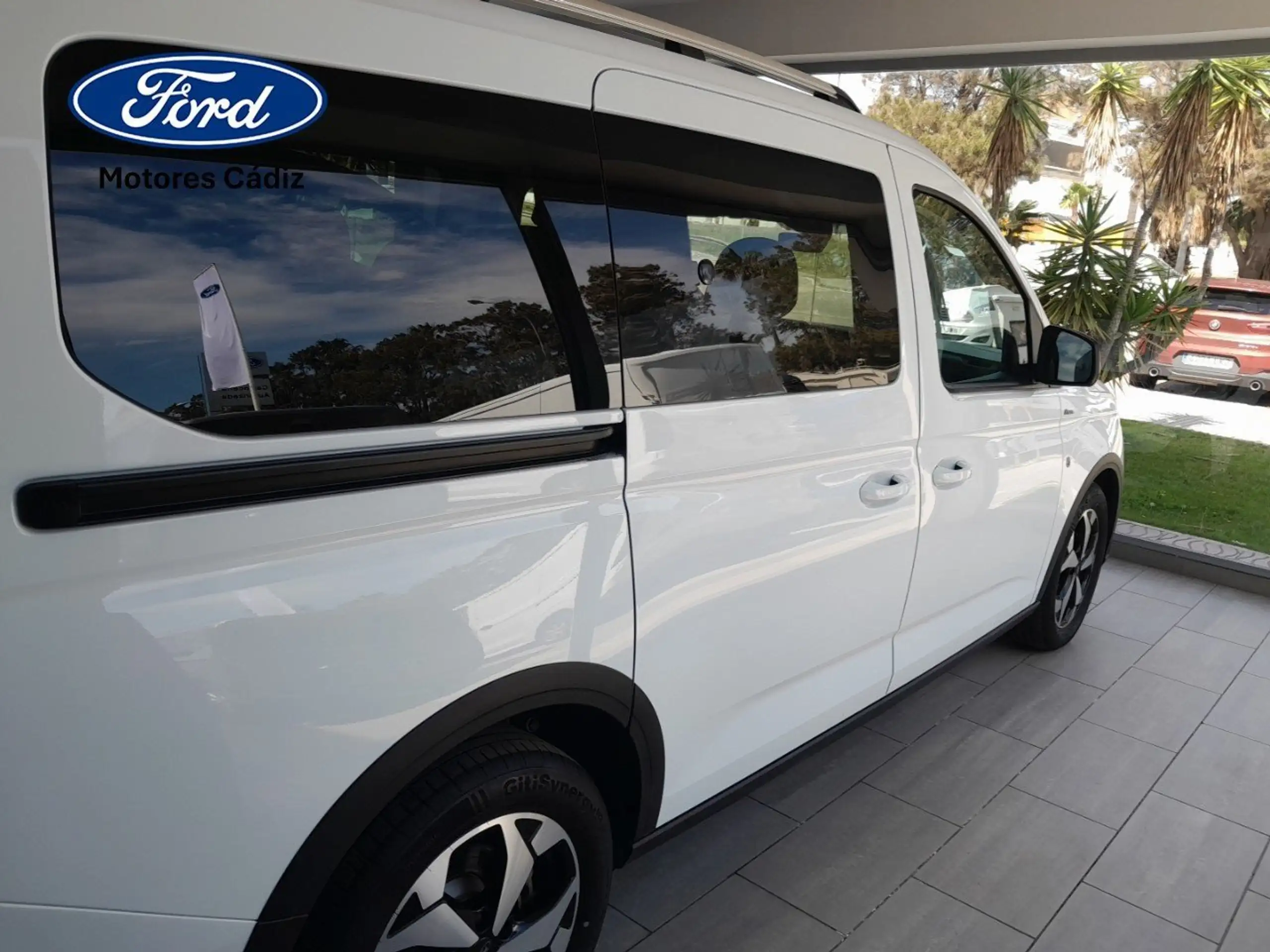 Ford - Tourneo Connect