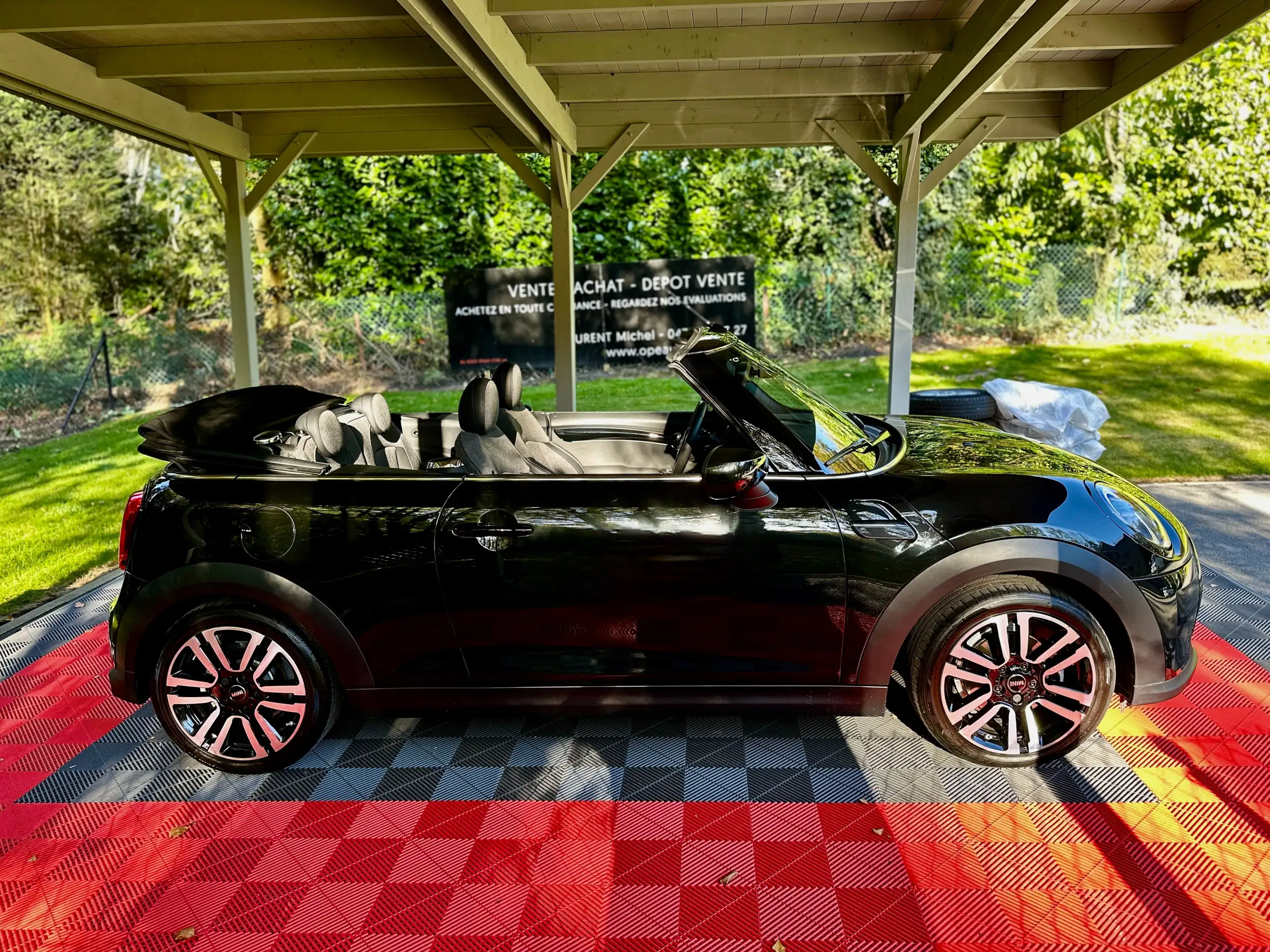 MINI - Cooper Cabrio