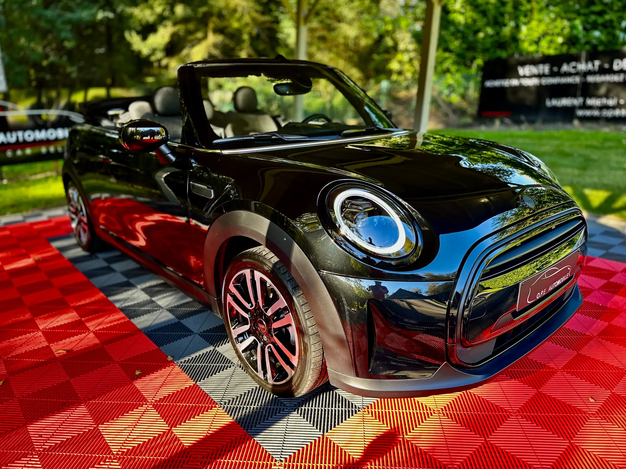 MINI - Cooper Cabrio