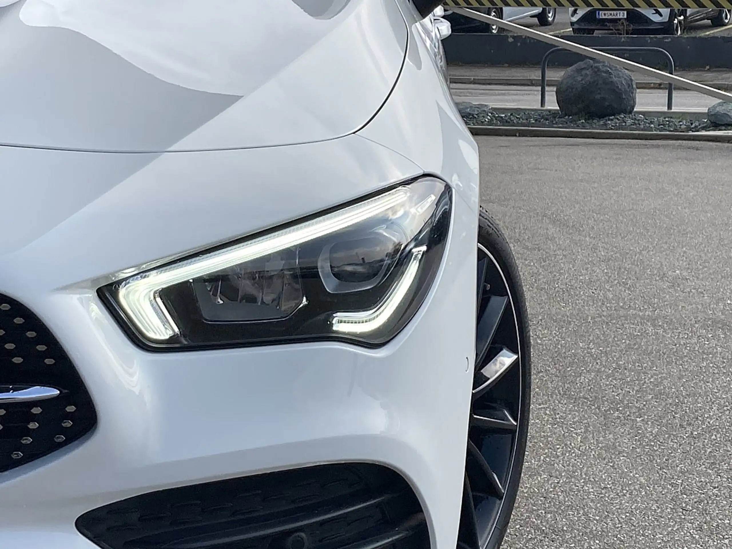 Mercedes-Benz - CLA 200