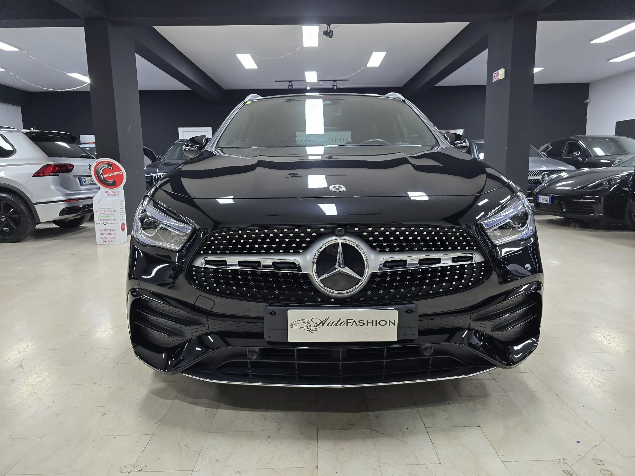 Mercedes-Benz - GLA 200