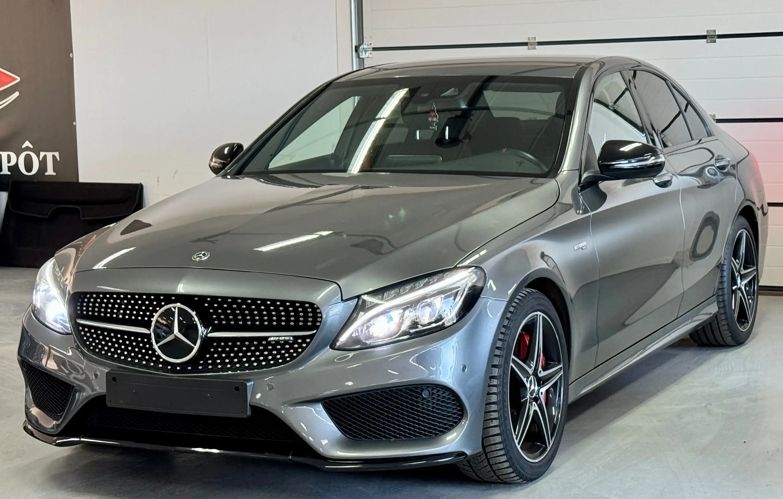 Mercedes-Benz - C 43 AMG