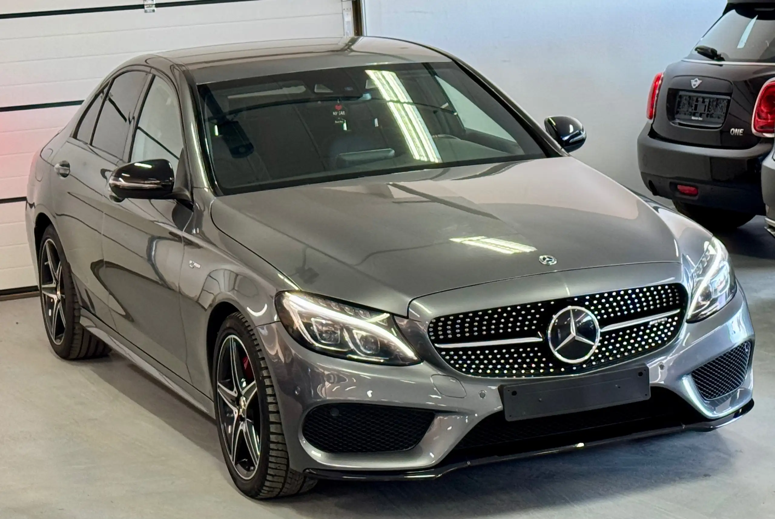 Mercedes-Benz - C 43 AMG