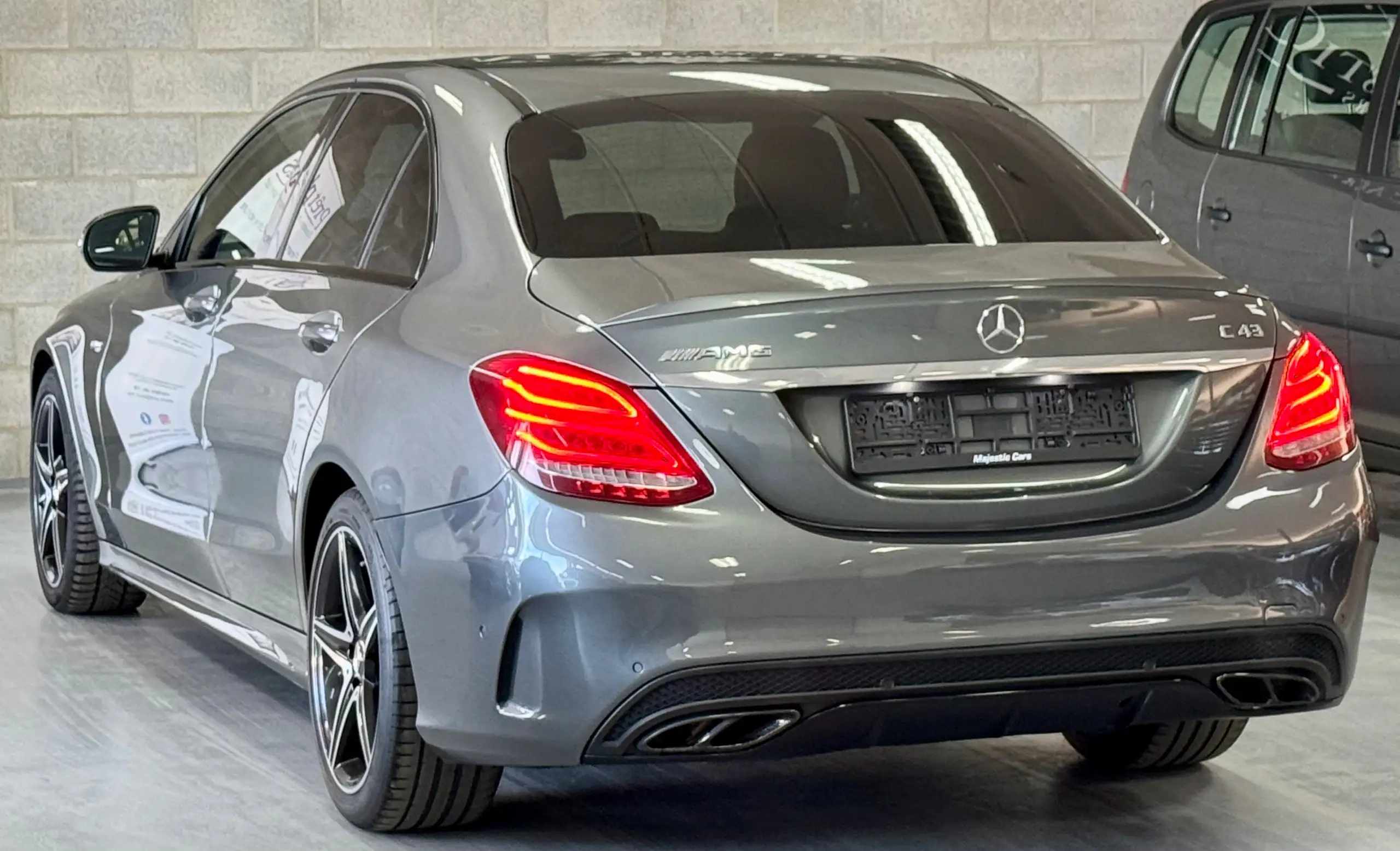 Mercedes-Benz - C 43 AMG