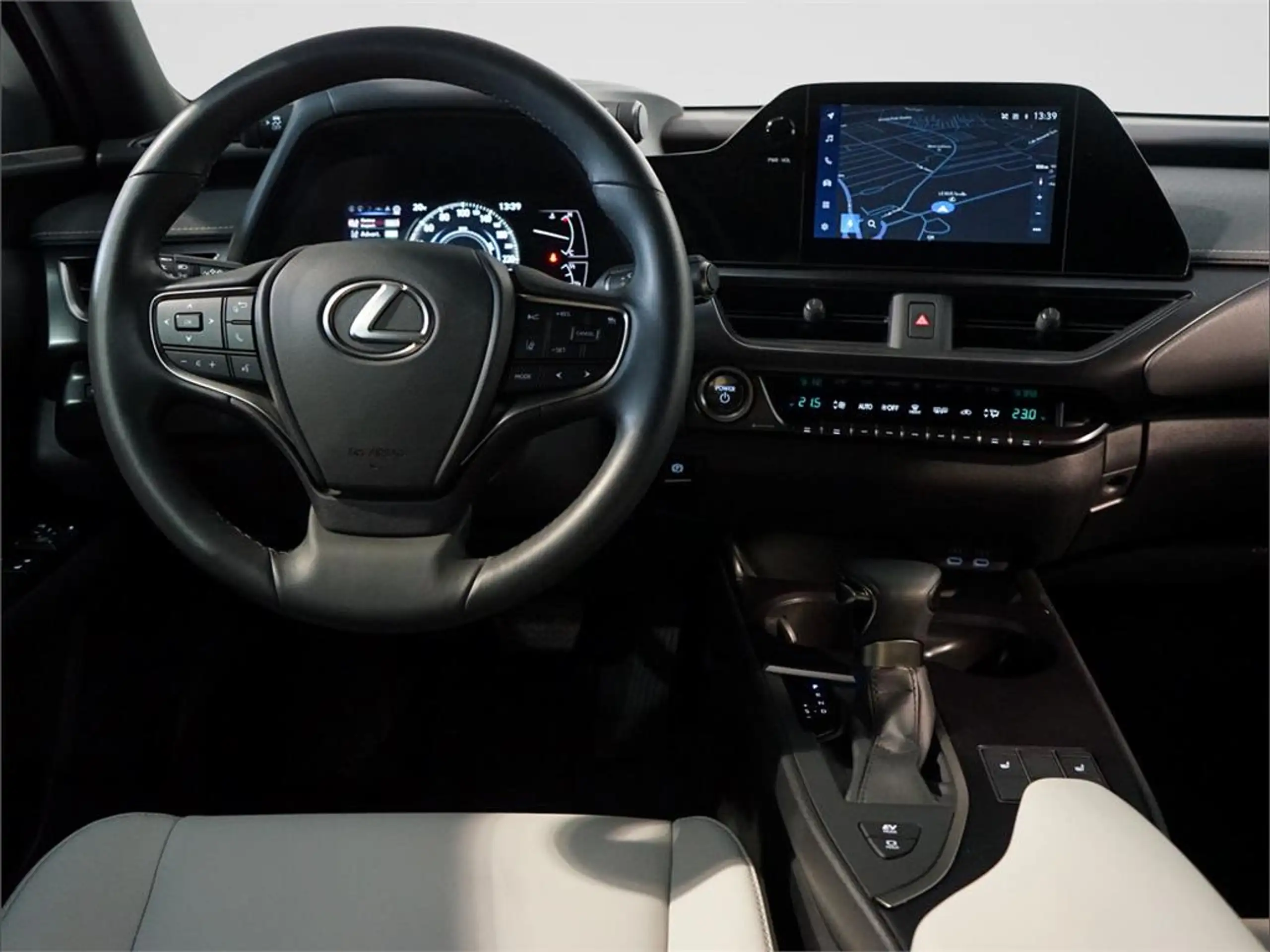 Lexus - UX 250h