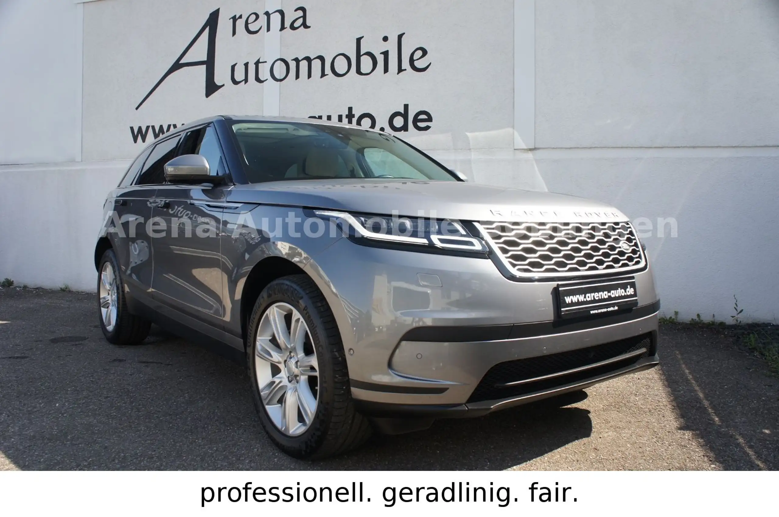 Land Rover - Range Rover Velar