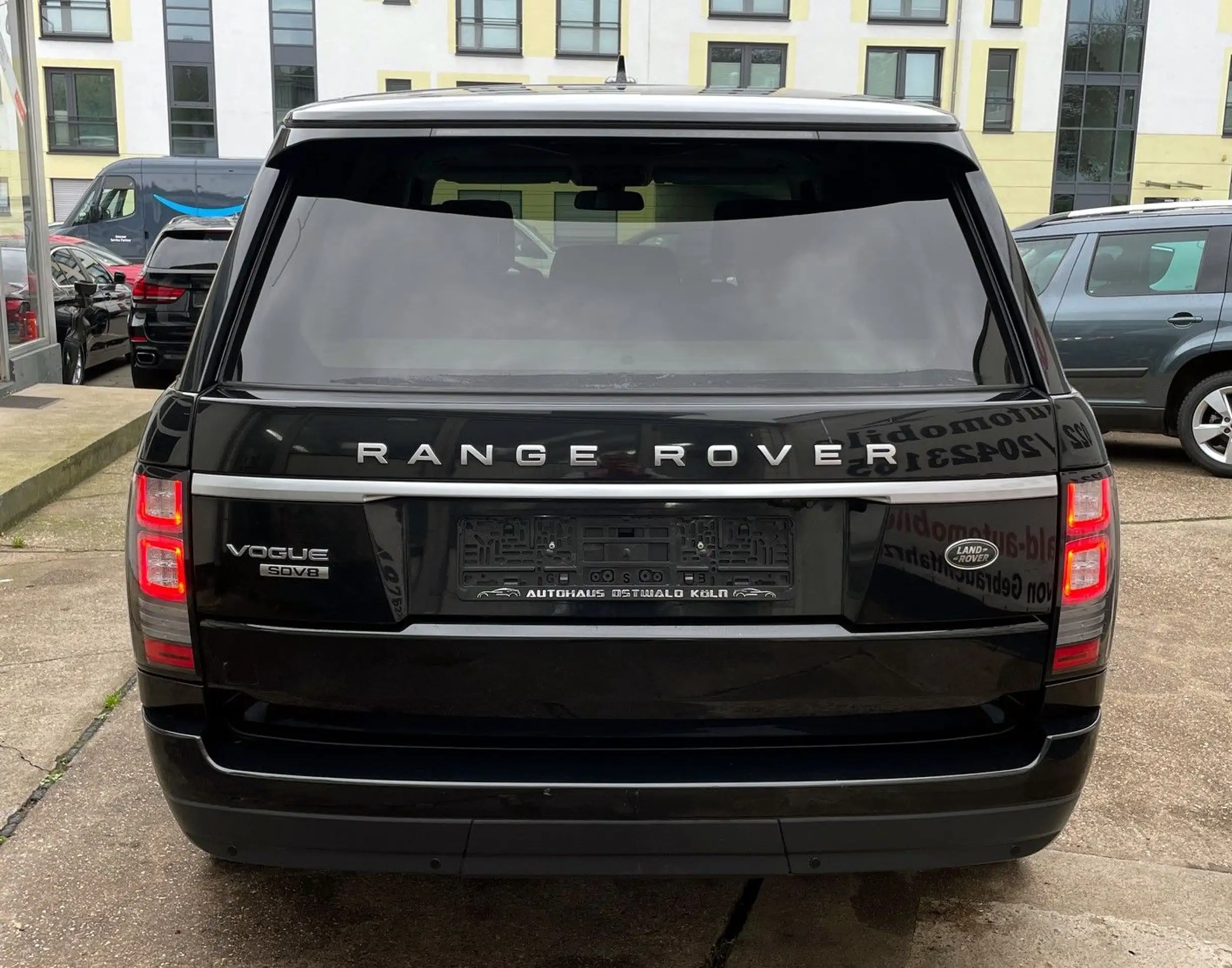 Land Rover - Range Rover