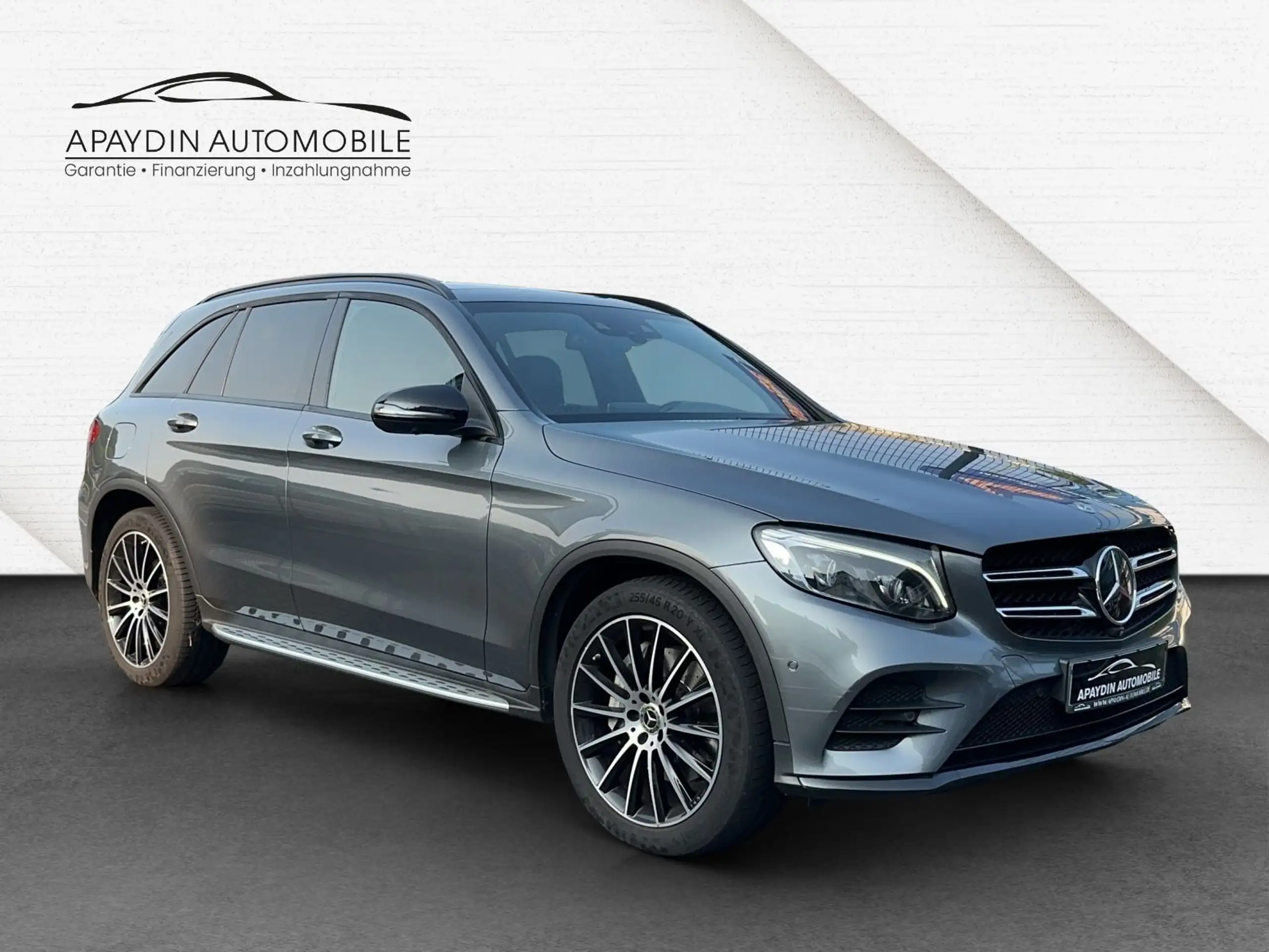 Mercedes-Benz - GLC 350