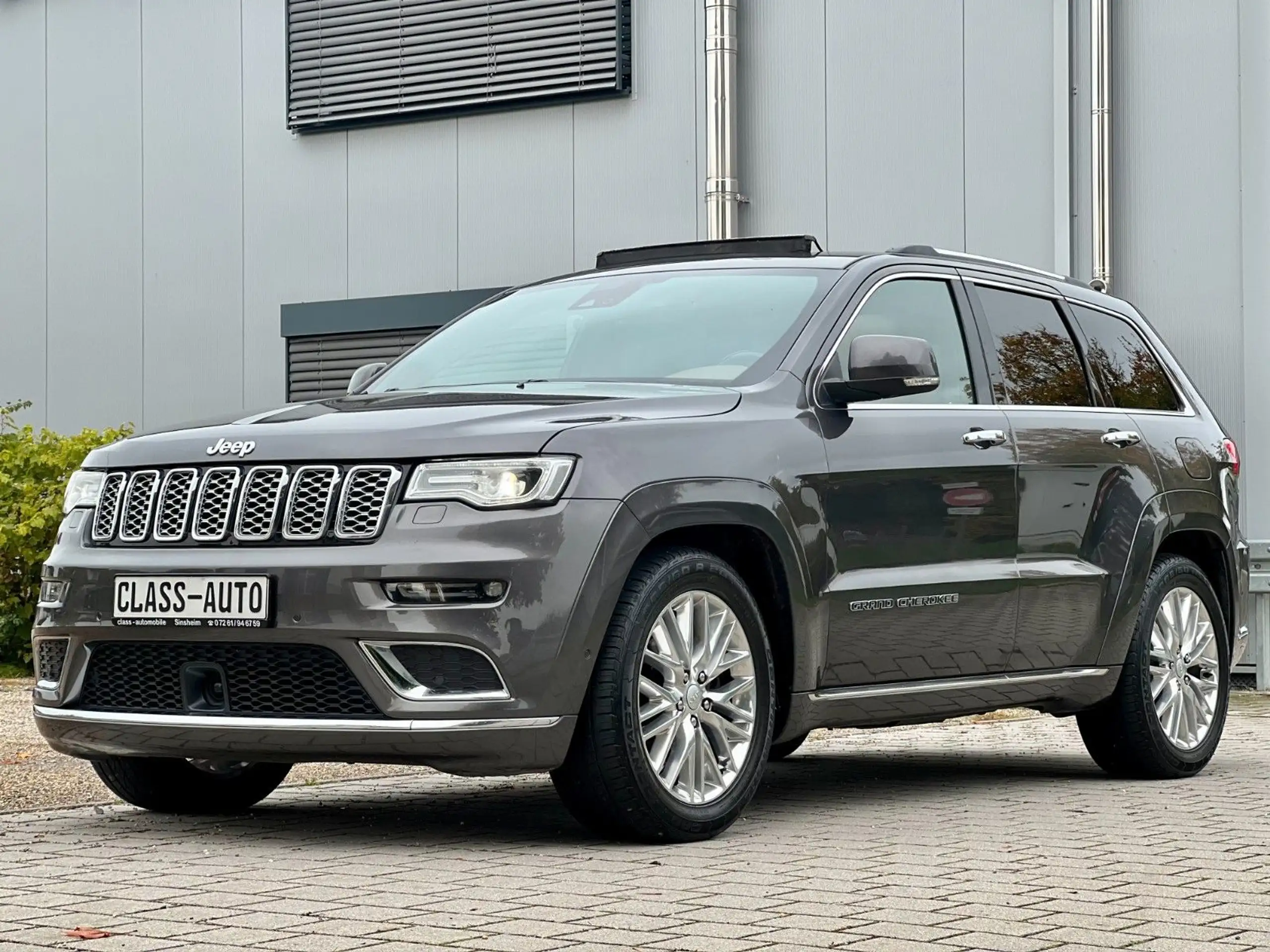 Jeep - Grand Cherokee